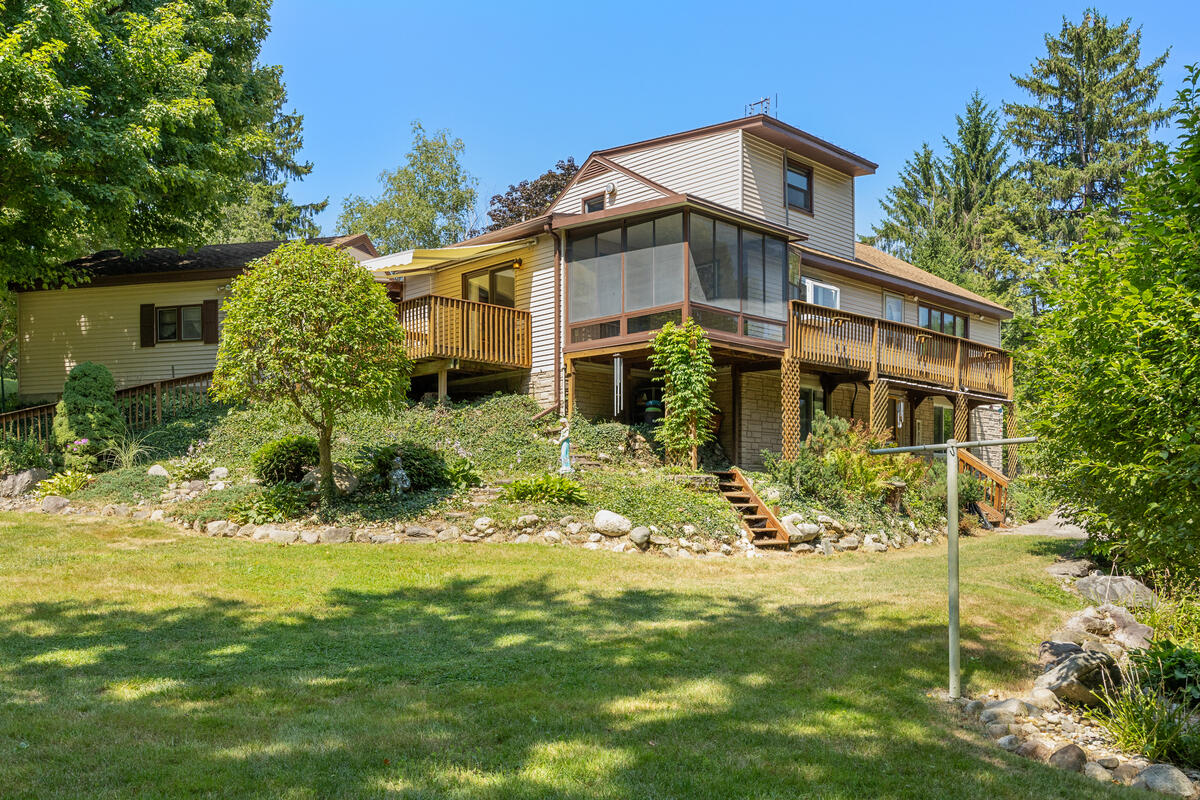 4040 Coit Avenue NE Grand Rapids MI 49525