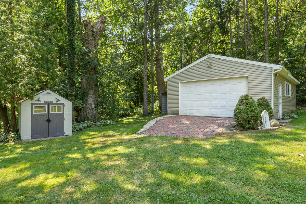 4040 Coit Avenue NE Grand Rapids MI 49525