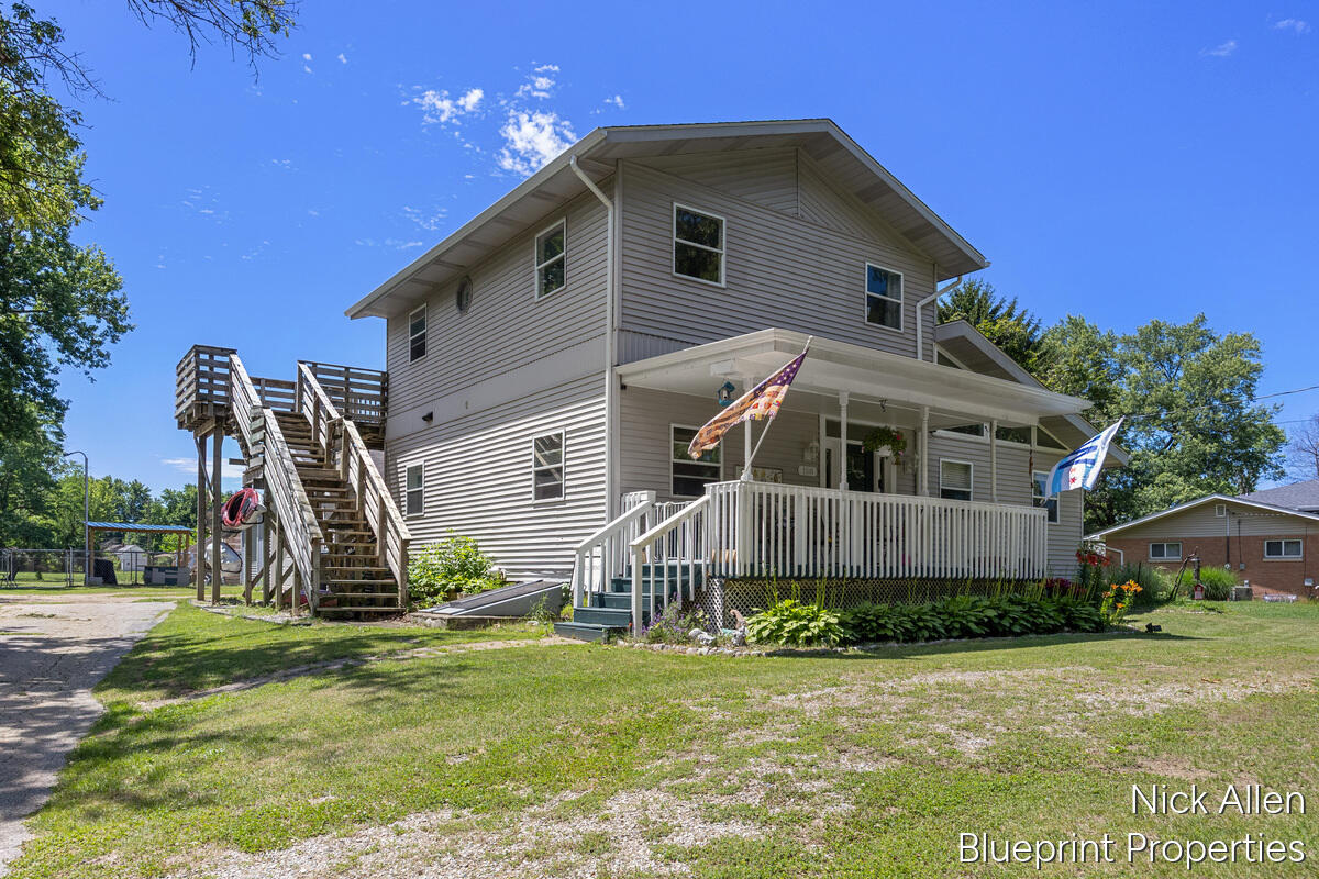 158 Wilson Street Coloma MI 49038