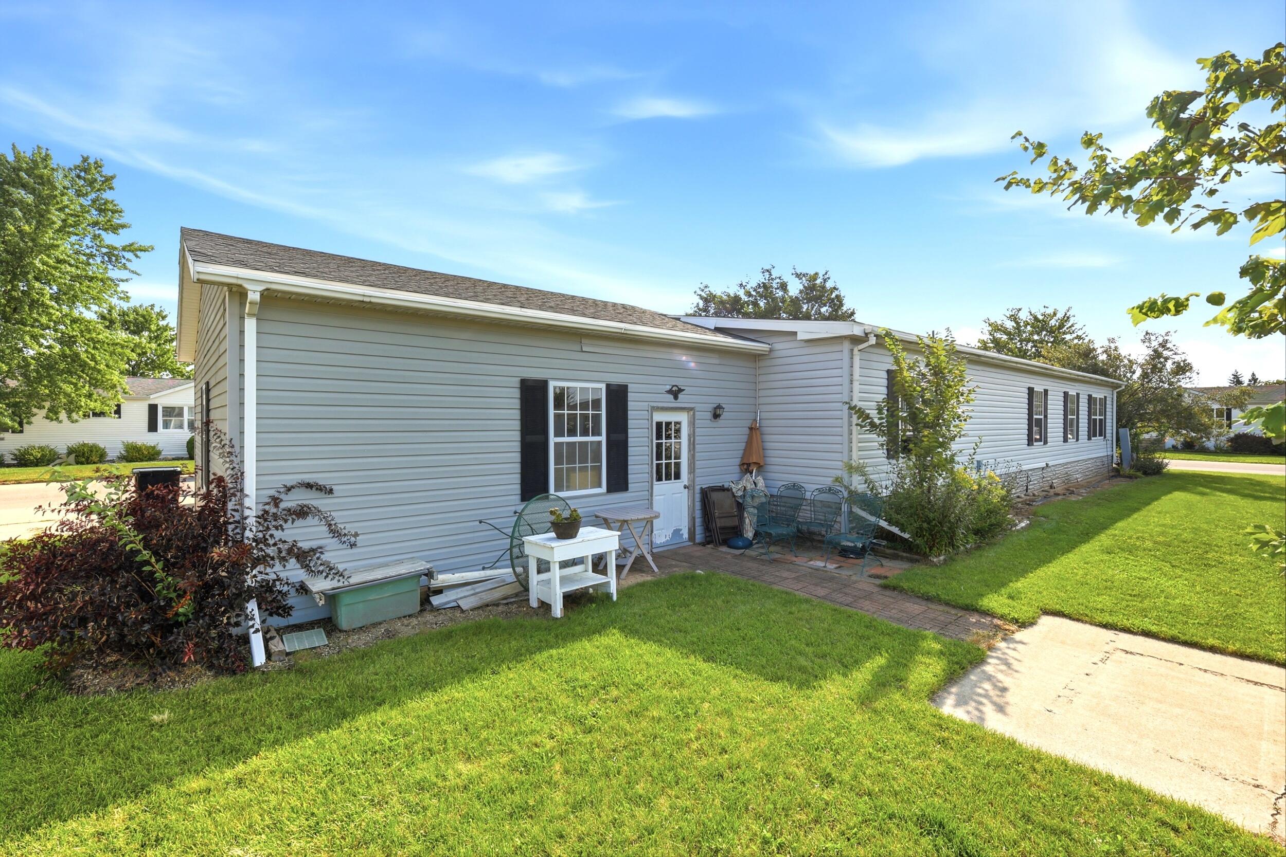 11778 Waverly Harbor Holland MI 49424