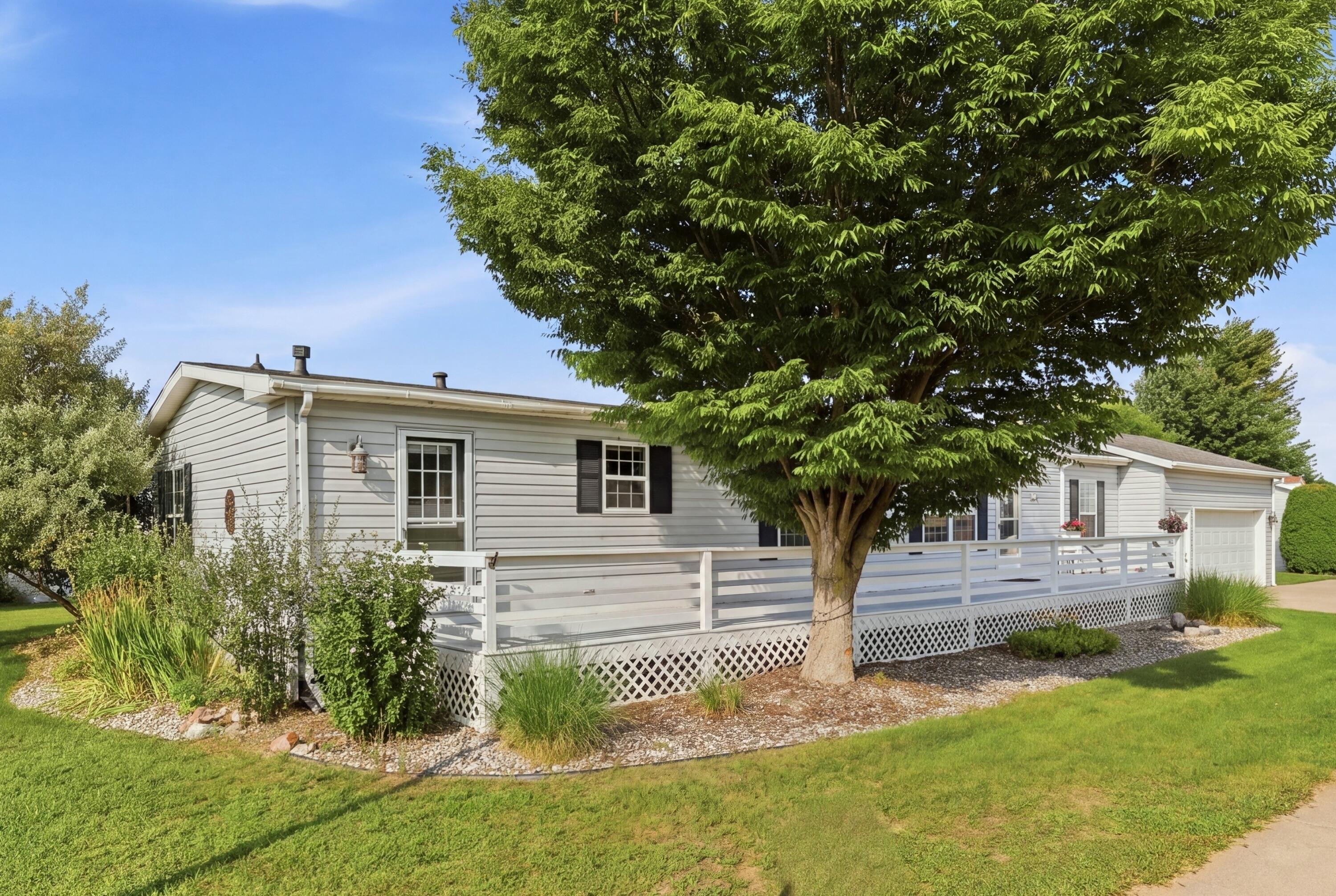 11778 Waverly Harbor Holland MI 49424