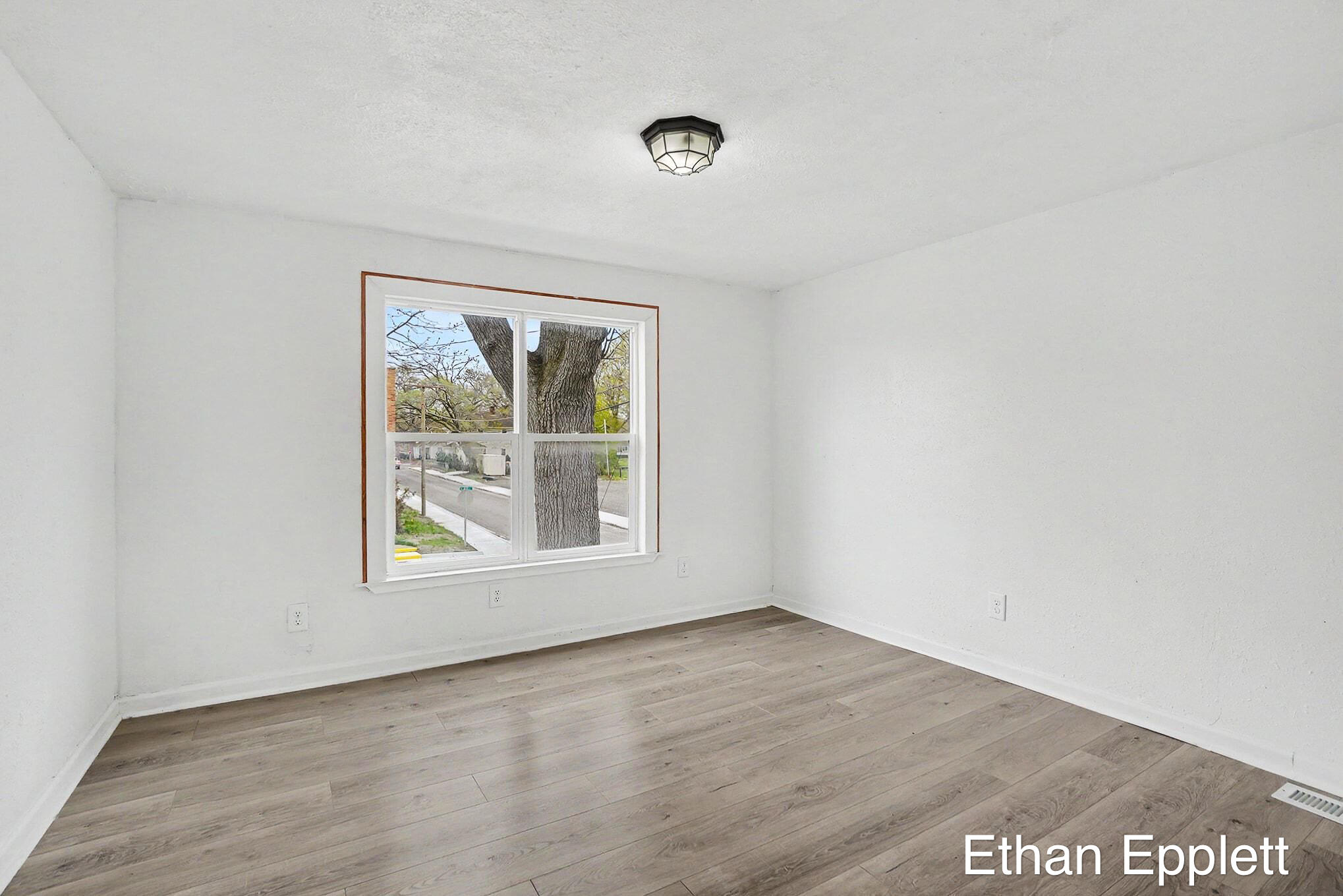 2837 5th Street Muskegon MI 49444