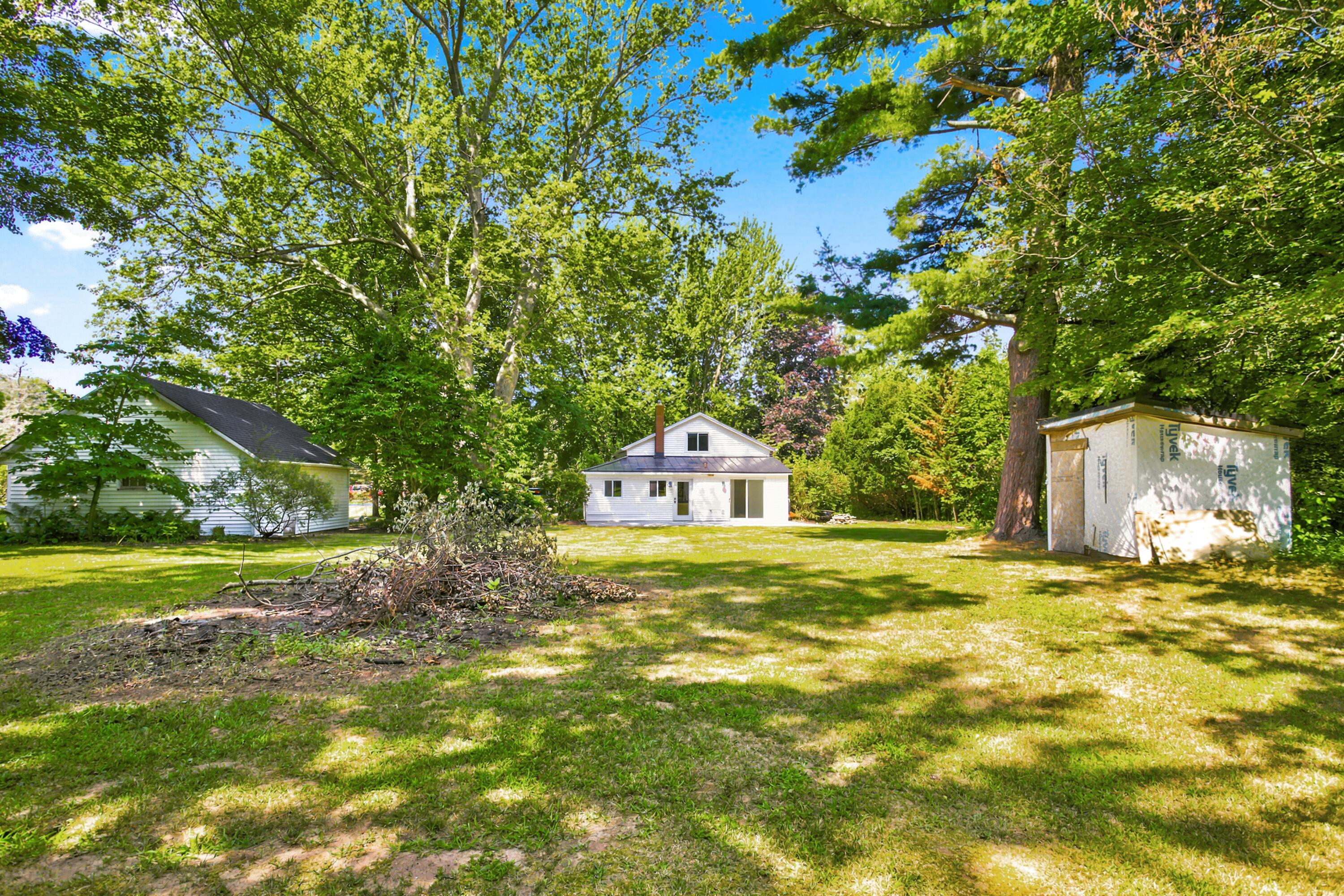 2313 68th Street Fennville MI 49408