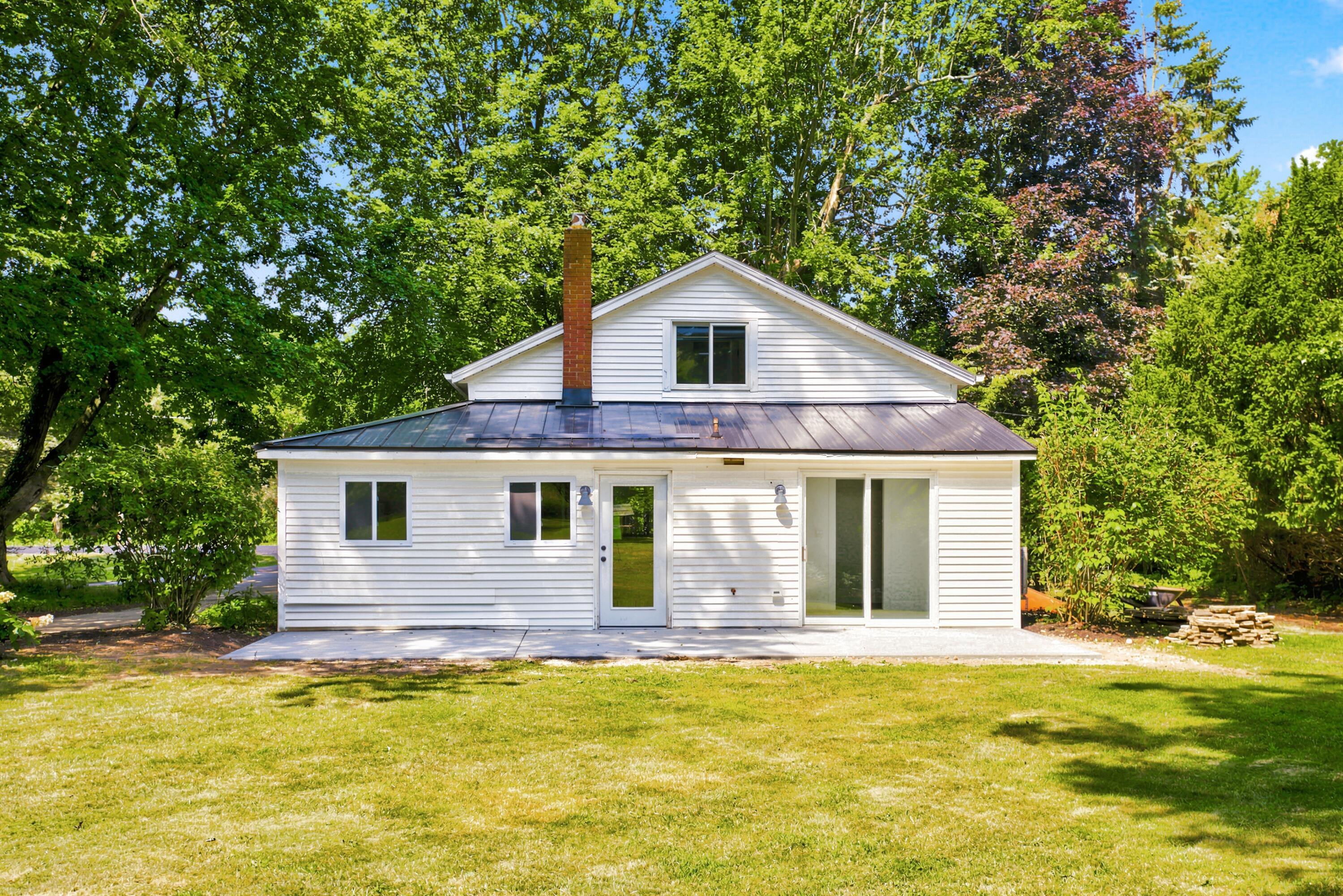 2313 68th Street Fennville MI 49408