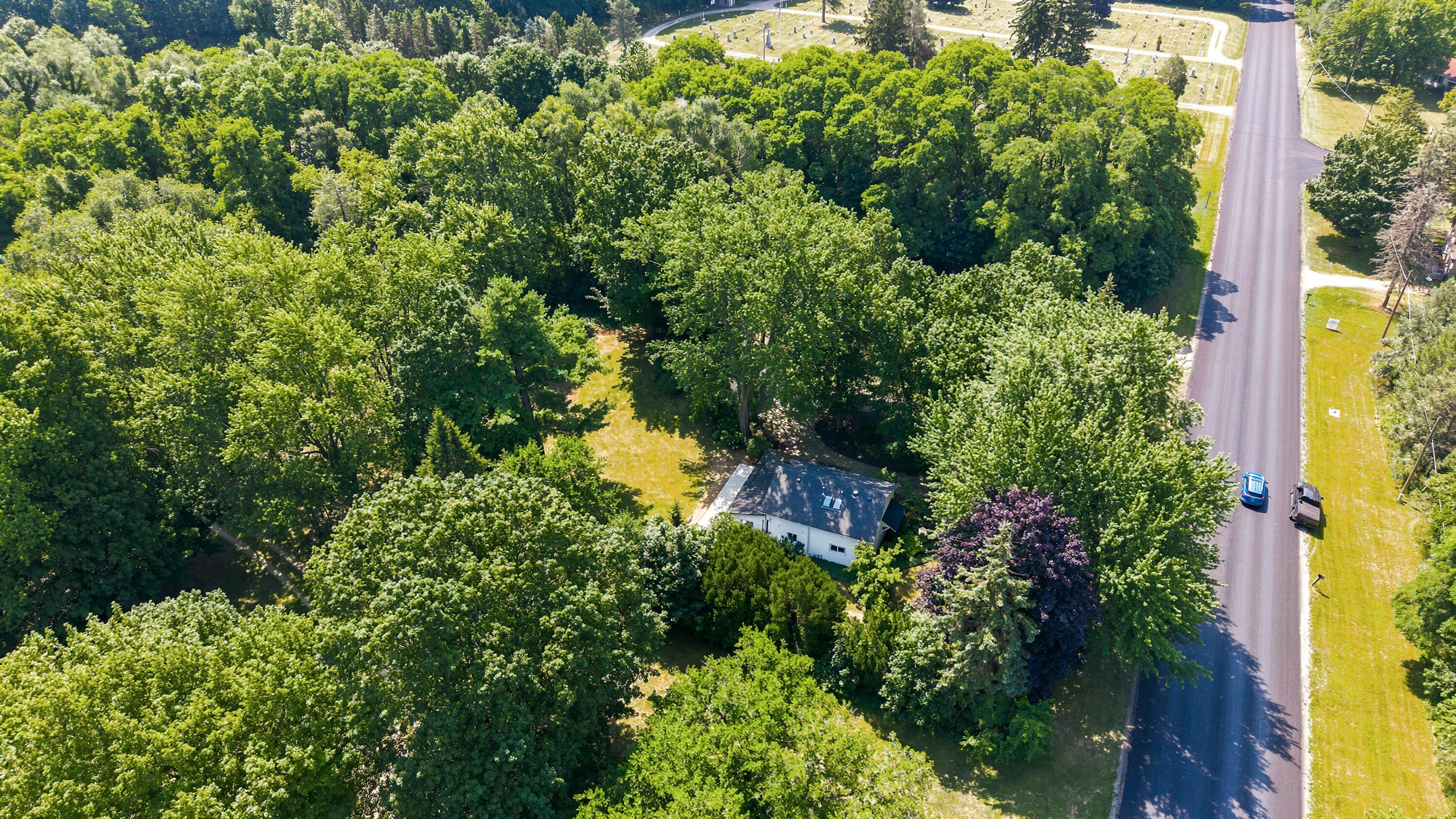 2313 68th Street Fennville MI 49408