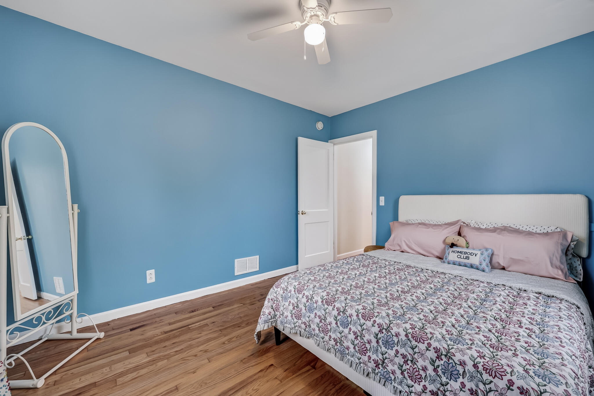 2118 Oak Avenue Muskegon MI 49445