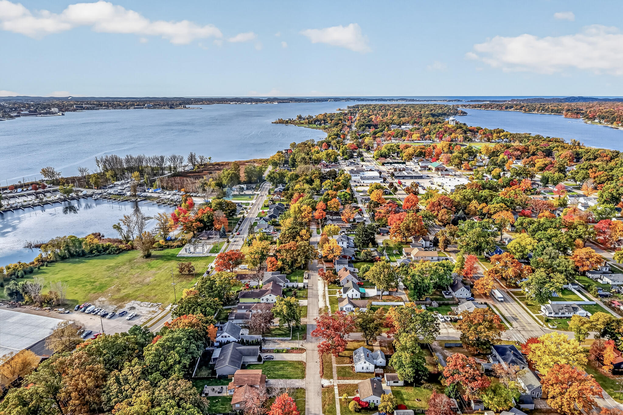 2118 Oak Avenue Muskegon MI 49445