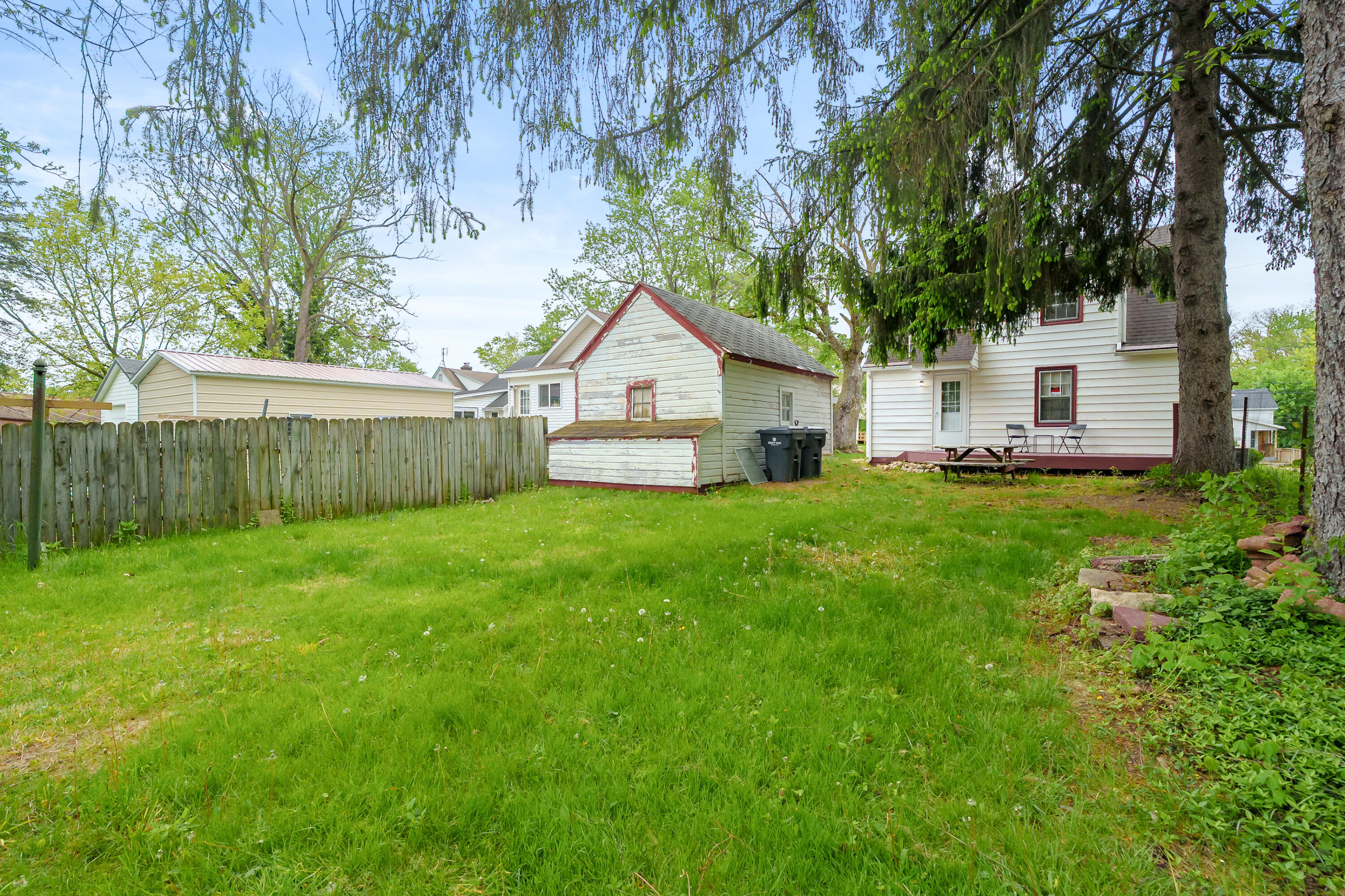 915 Sheridan Drive Kalamazoo MI 49001