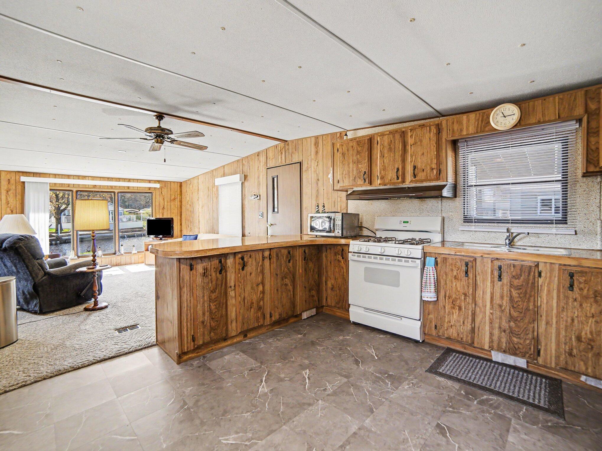 2478 S Tamarac Drive Ludington MI 49431