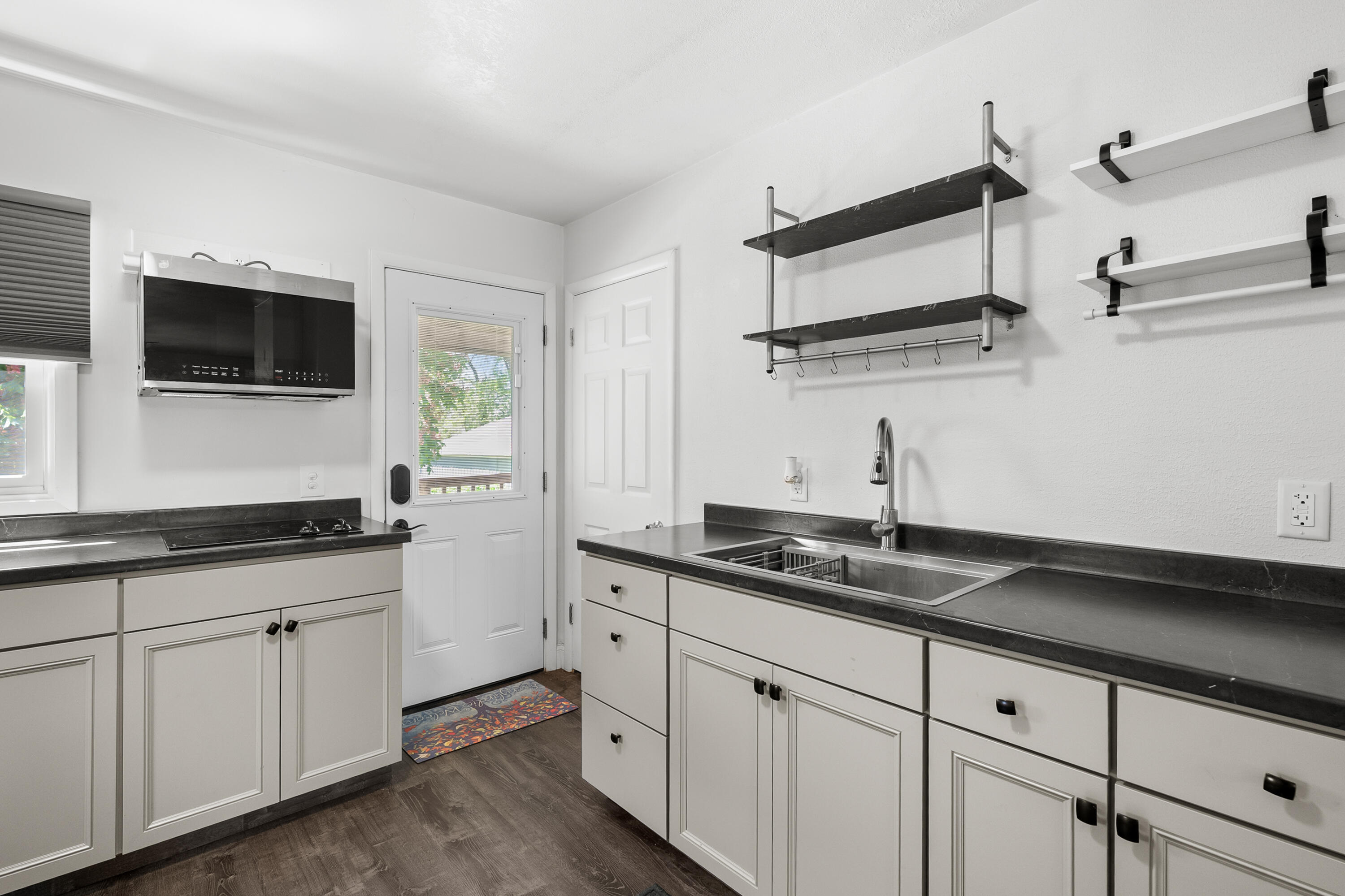 3312 Lake Street Kalamazoo MI 49048