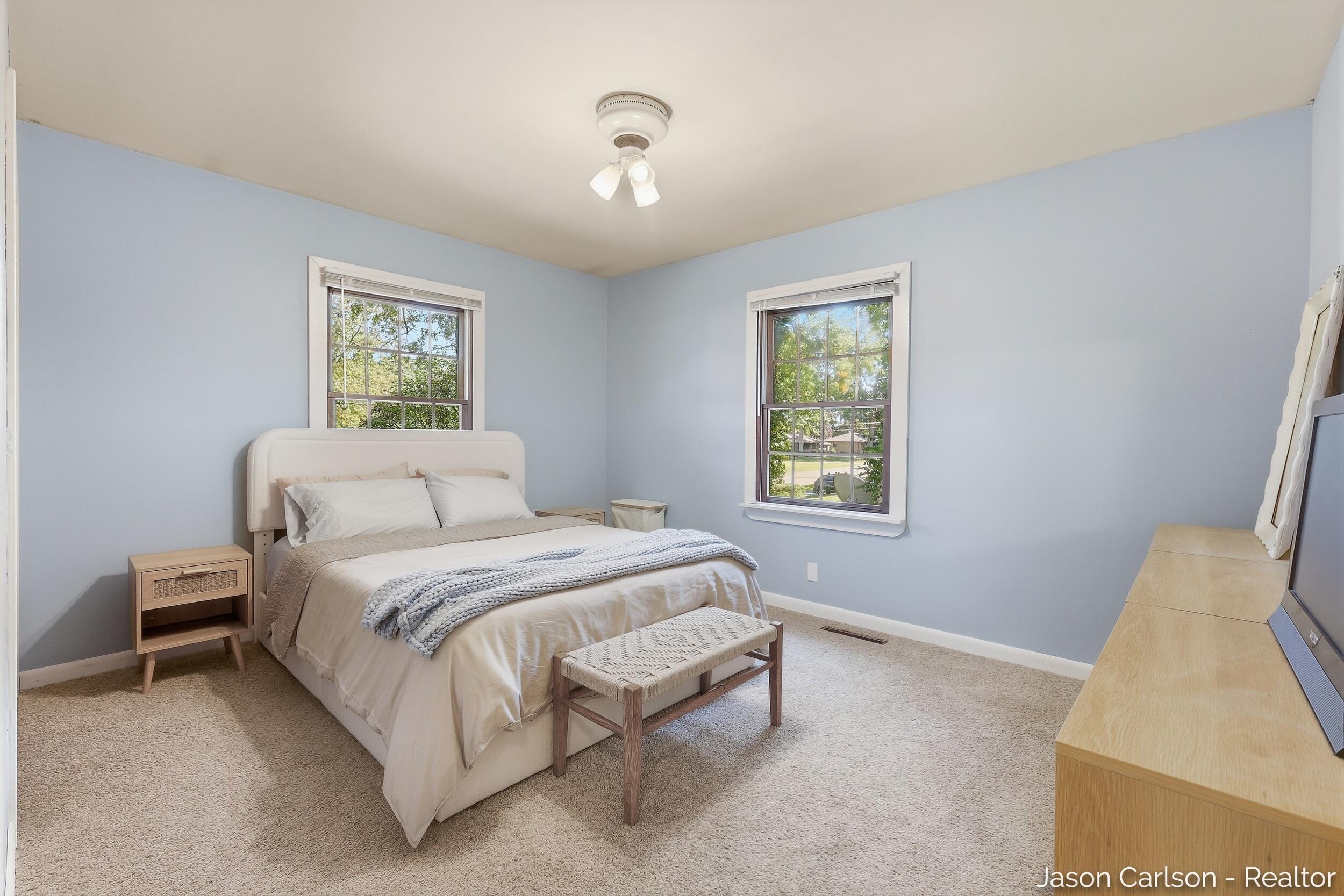 2525 Bristolwood Drive NW Grand Rapids MI 49544