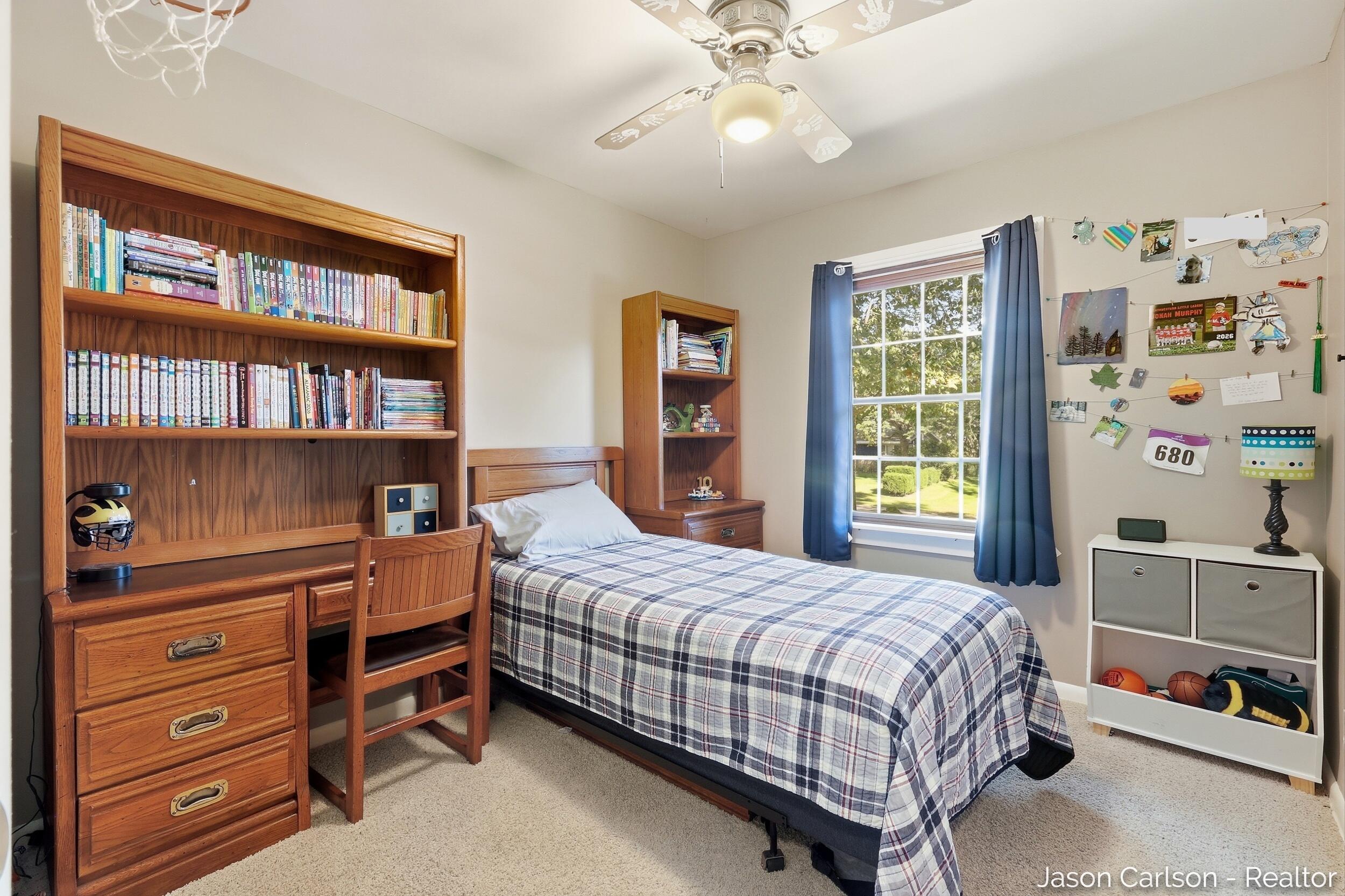 2525 Bristolwood Drive NW Grand Rapids MI 49544
