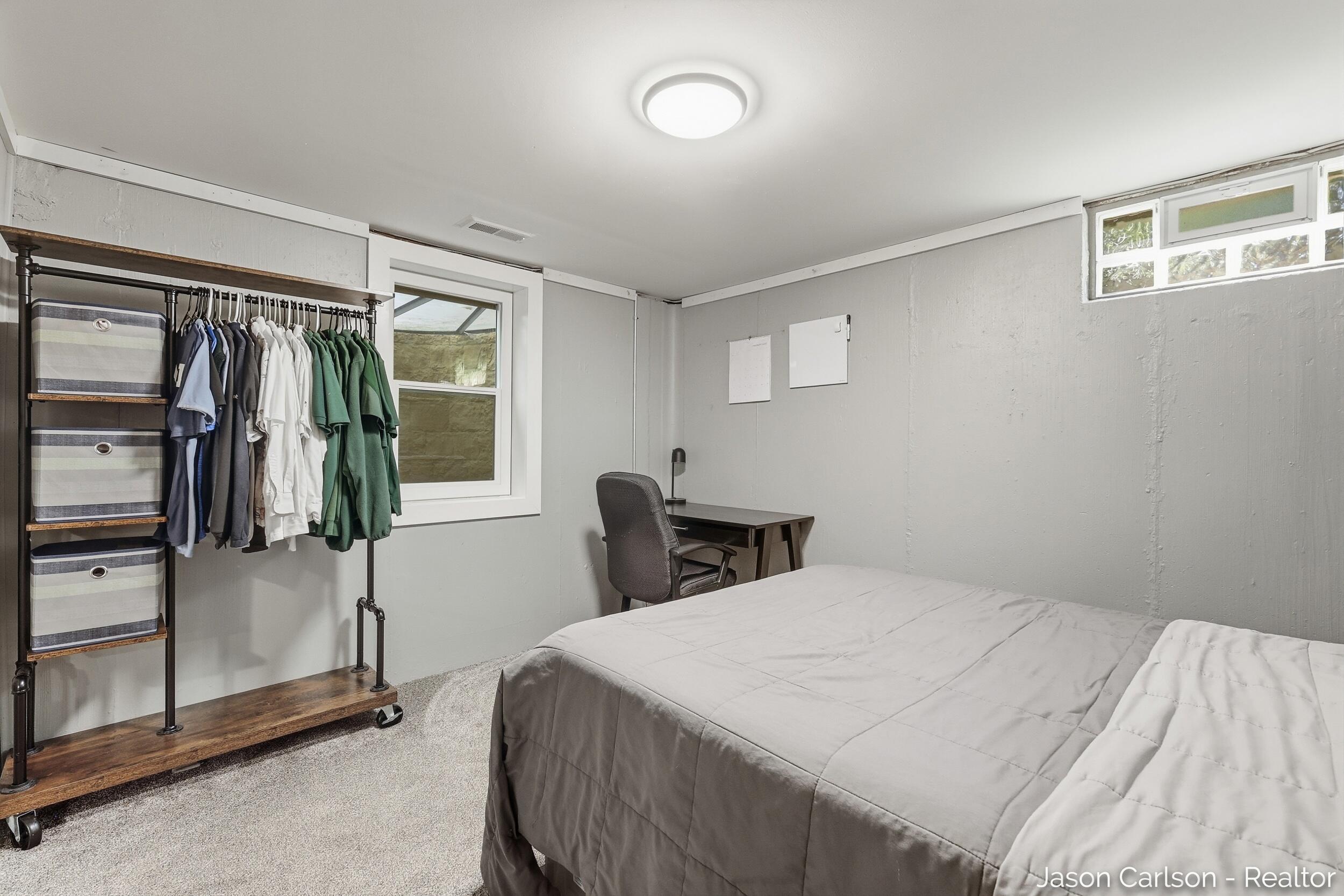 2525 Bristolwood Drive NW Grand Rapids MI 49544