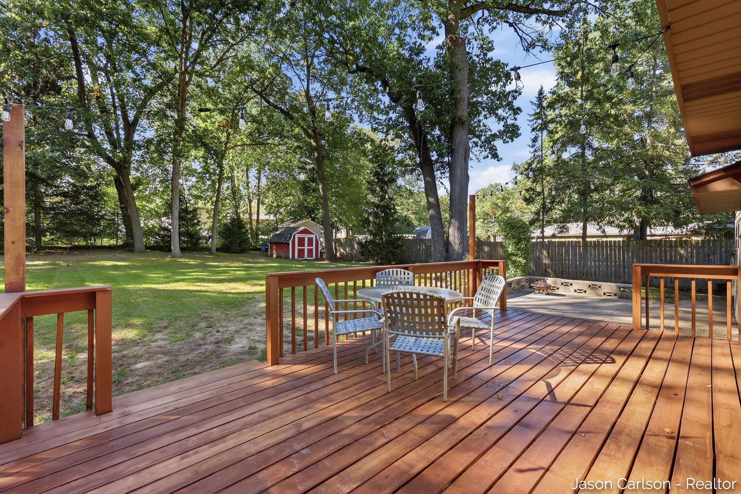 2525 Bristolwood Drive NW Grand Rapids MI 49544