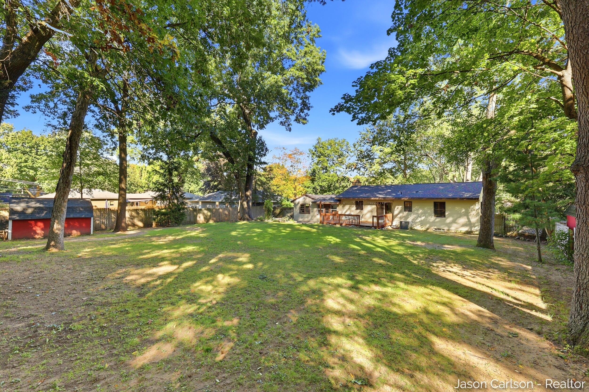 2525 Bristolwood Drive NW Grand Rapids MI 49544