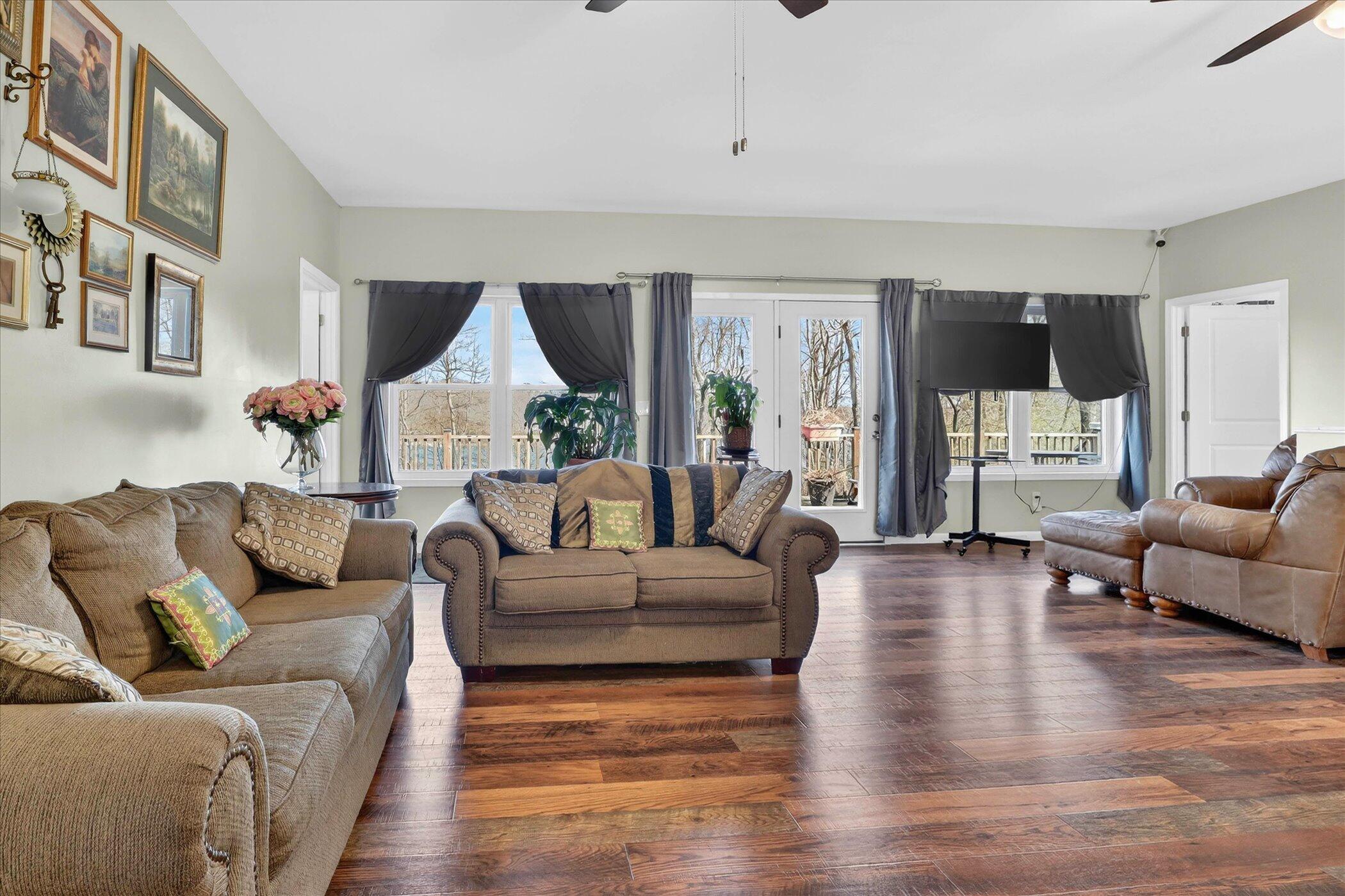 23536 Forest Shores Drive Cassopolis MI 49031