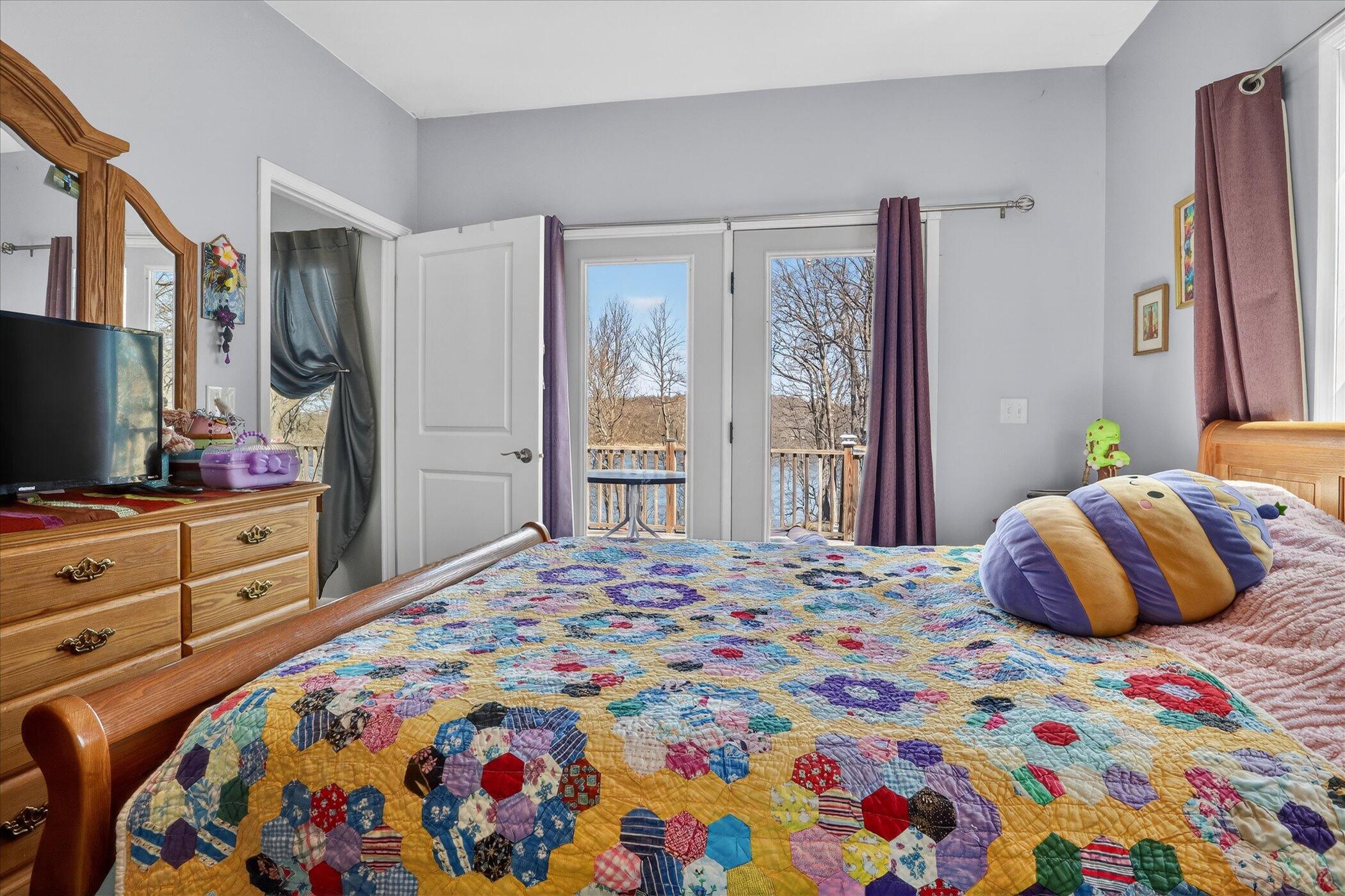 23536 Forest Shores Drive Cassopolis MI 49031