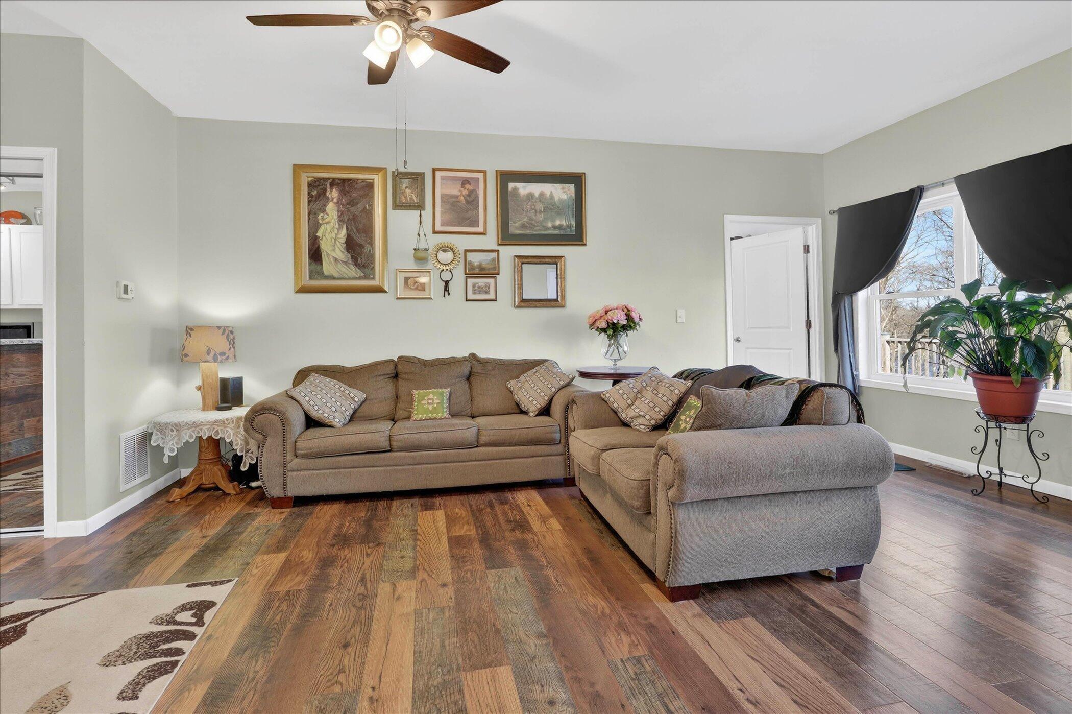 23536 Forest Shores Drive Cassopolis MI 49031