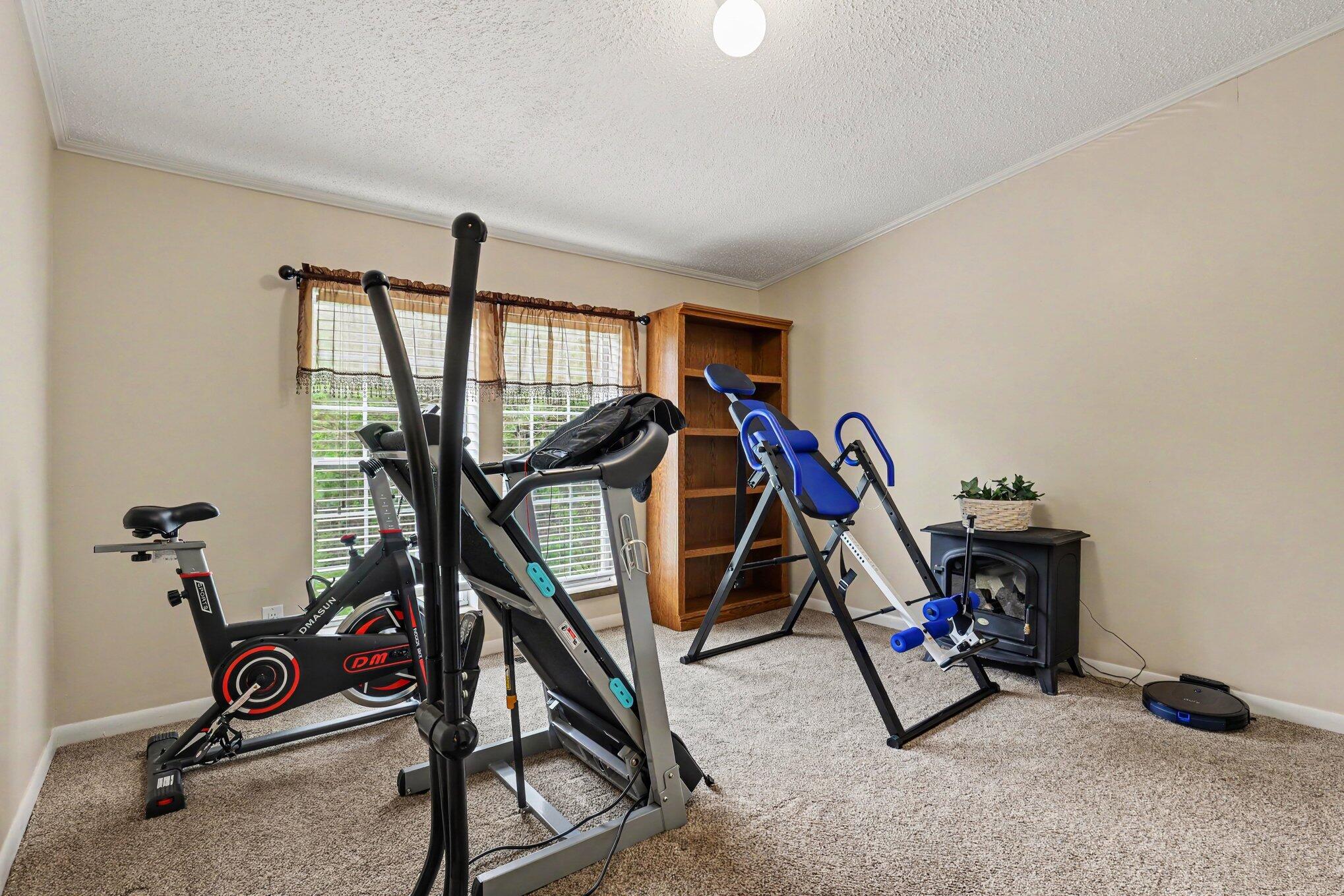 7920 10 Mile Road NE Rockford MI 49341
