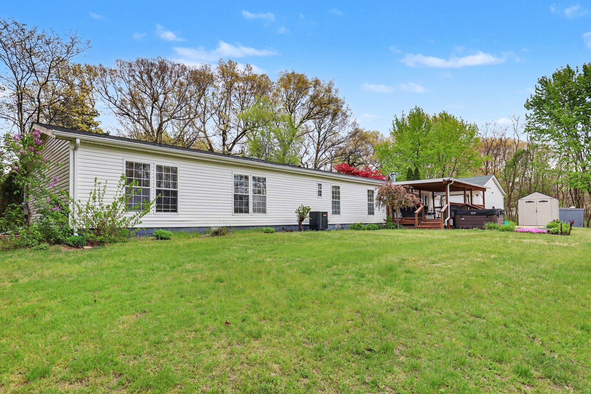 7920 10 Mile Road NE Rockford MI 49341