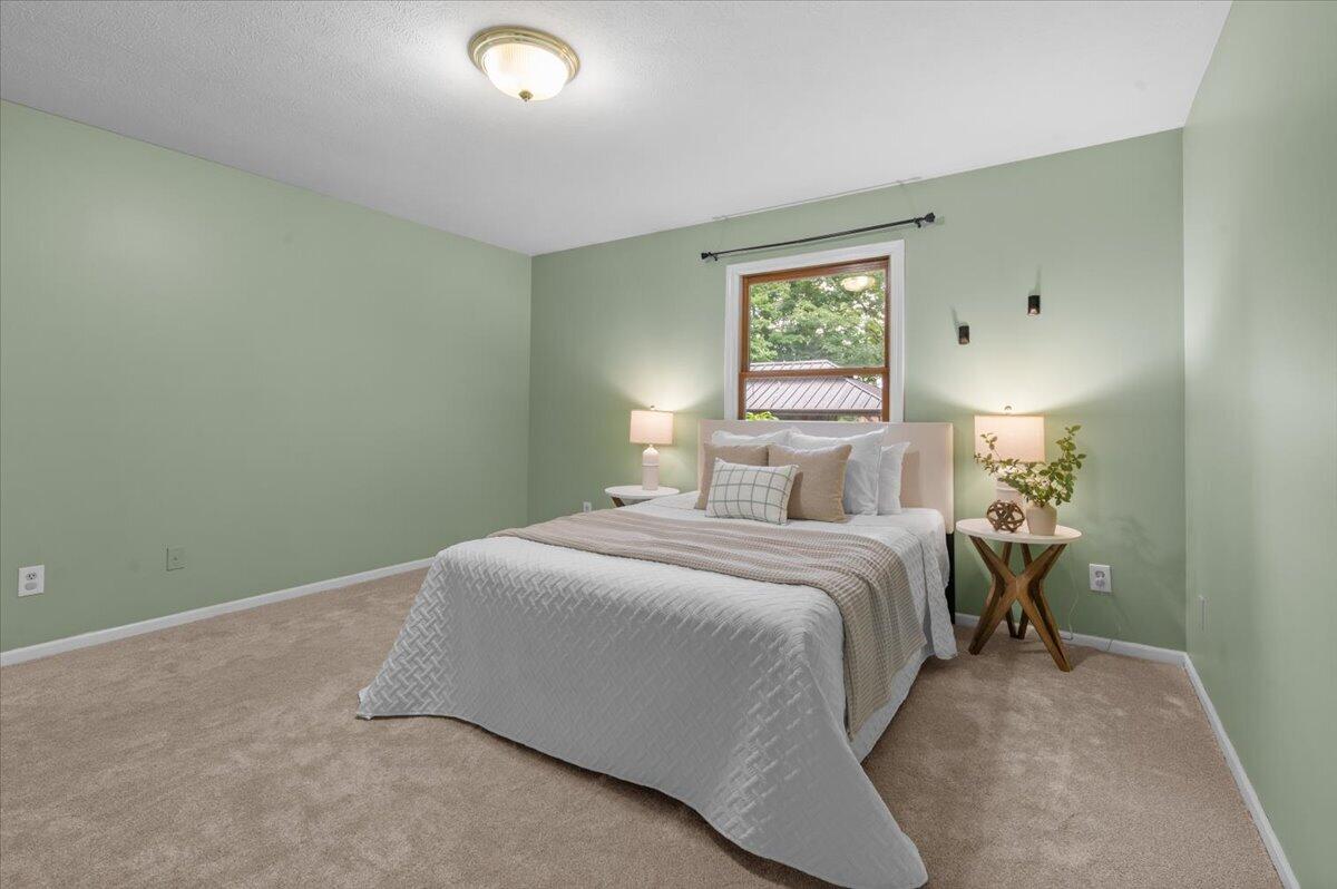 3702 Mesa Court NE Rockford MI 49341