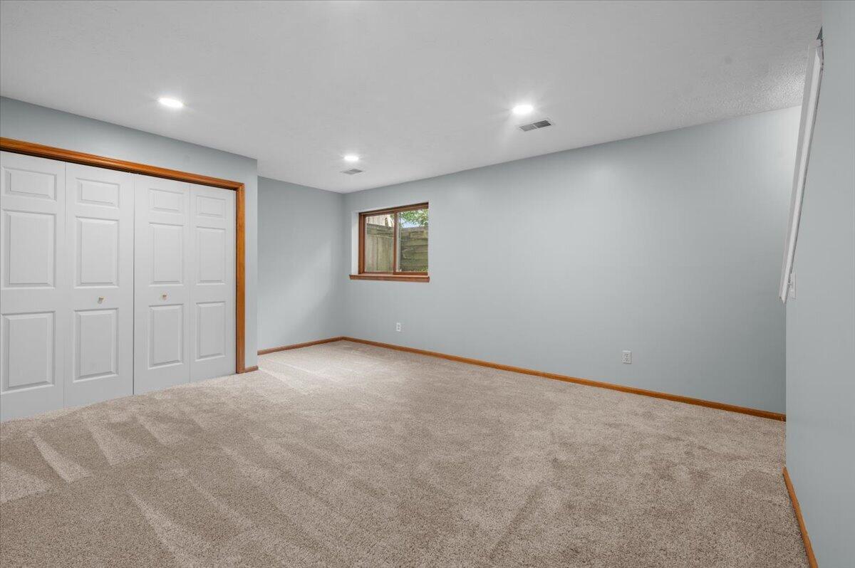 3702 Mesa Court NE Rockford MI 49341