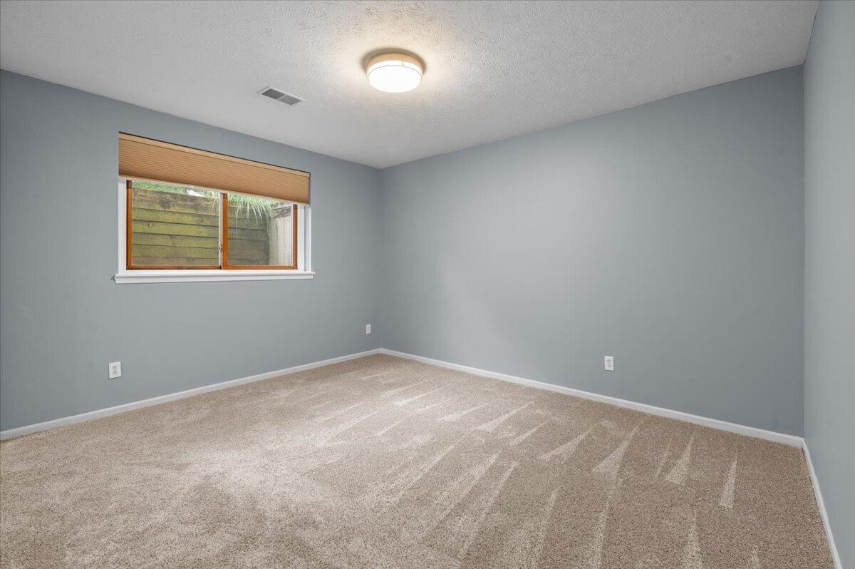 3702 Mesa Court NE Rockford MI 49341