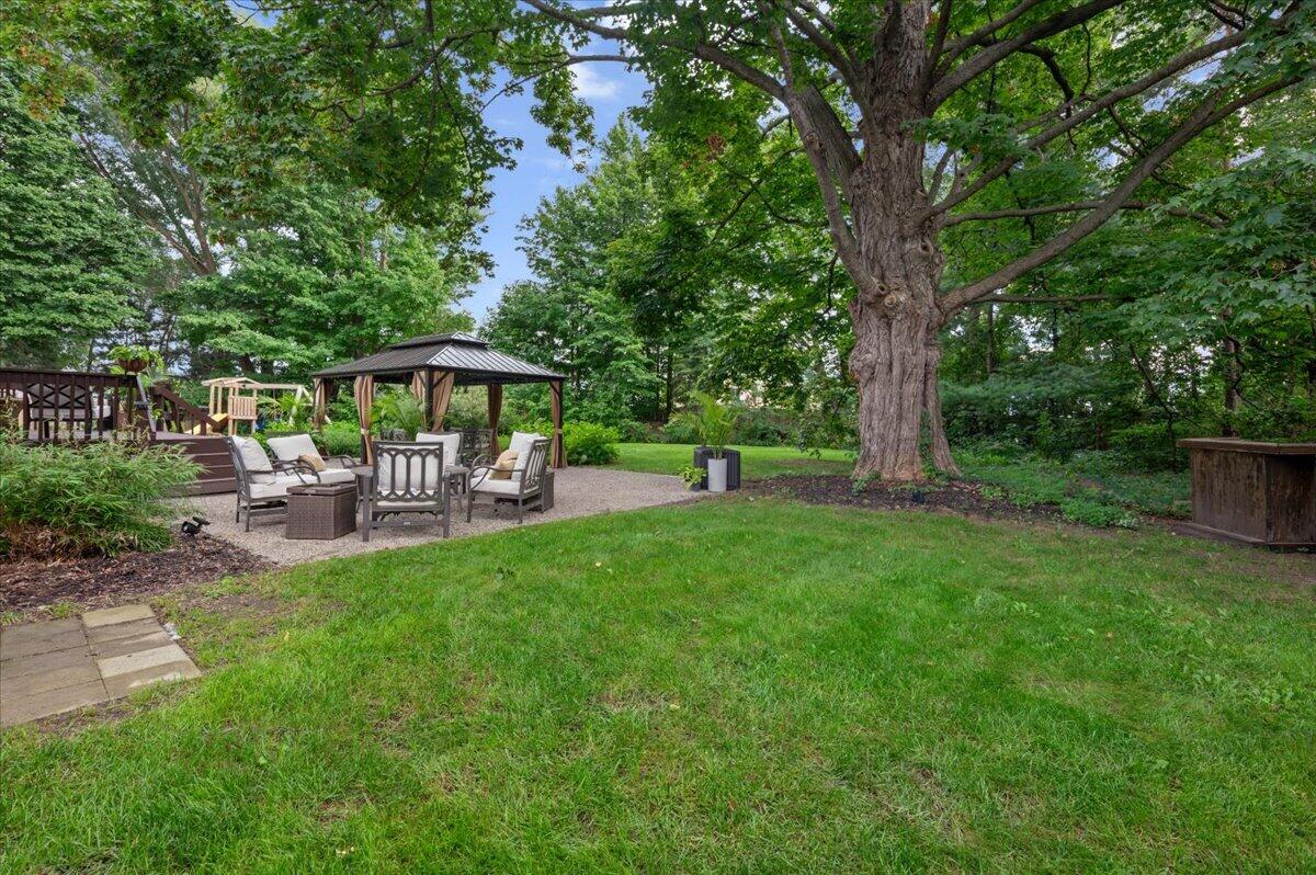 3702 Mesa Court NE Rockford MI 49341