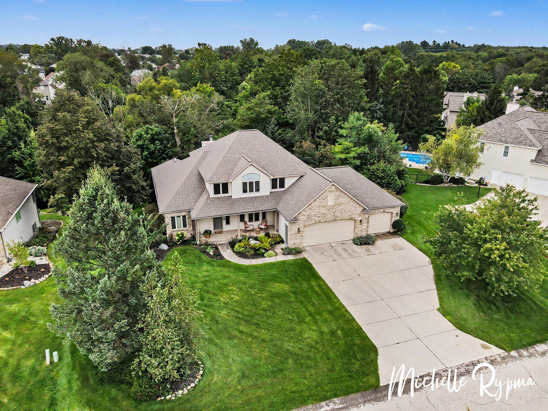 3541 Elk Drive Zeeland MI 49464