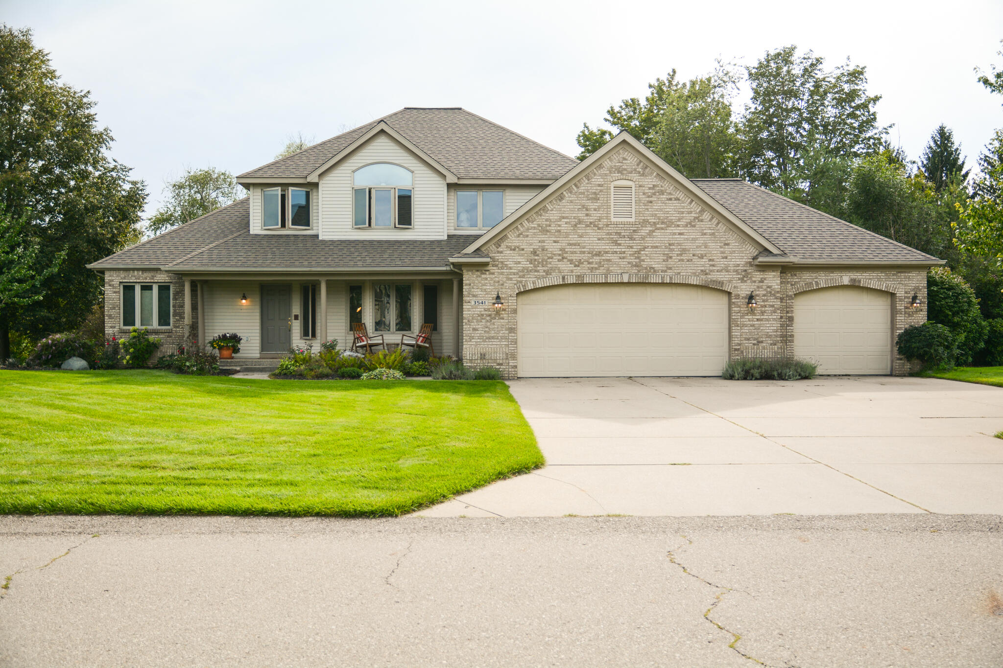 3541 Elk Drive Zeeland MI 49464