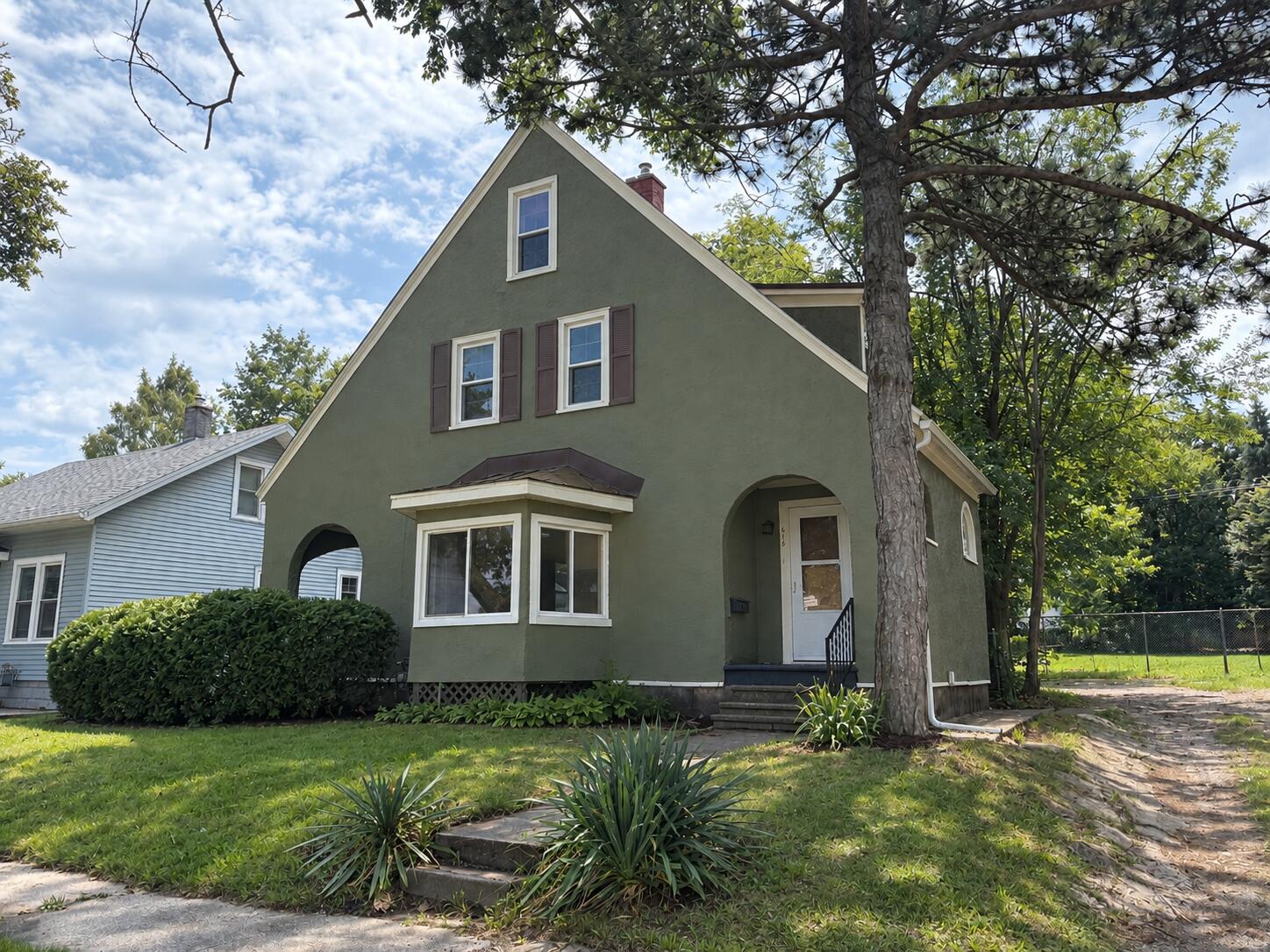 616 Lay Boulevard Kalamazoo MI 49001