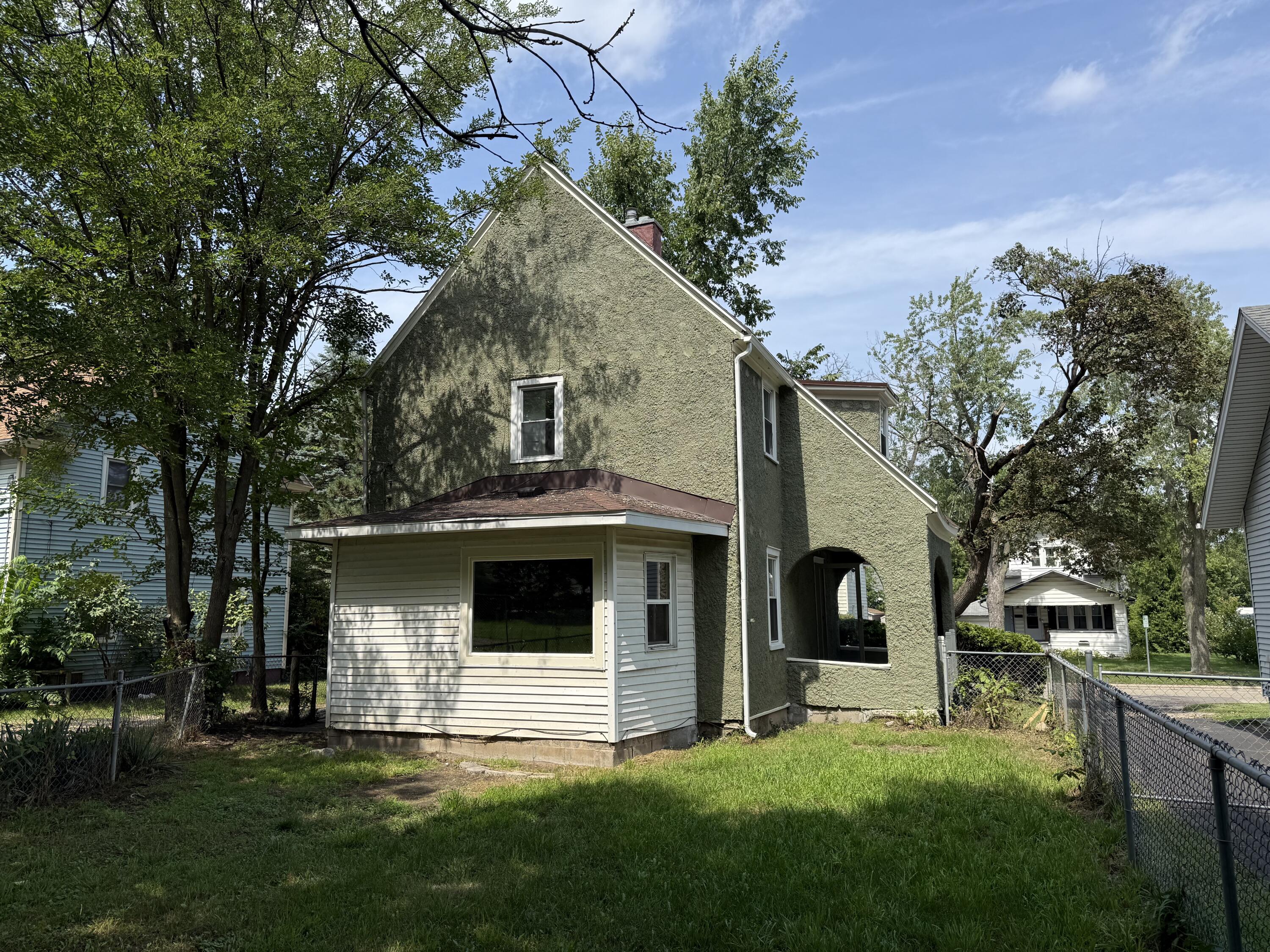 616 Lay Boulevard Kalamazoo MI 49001
