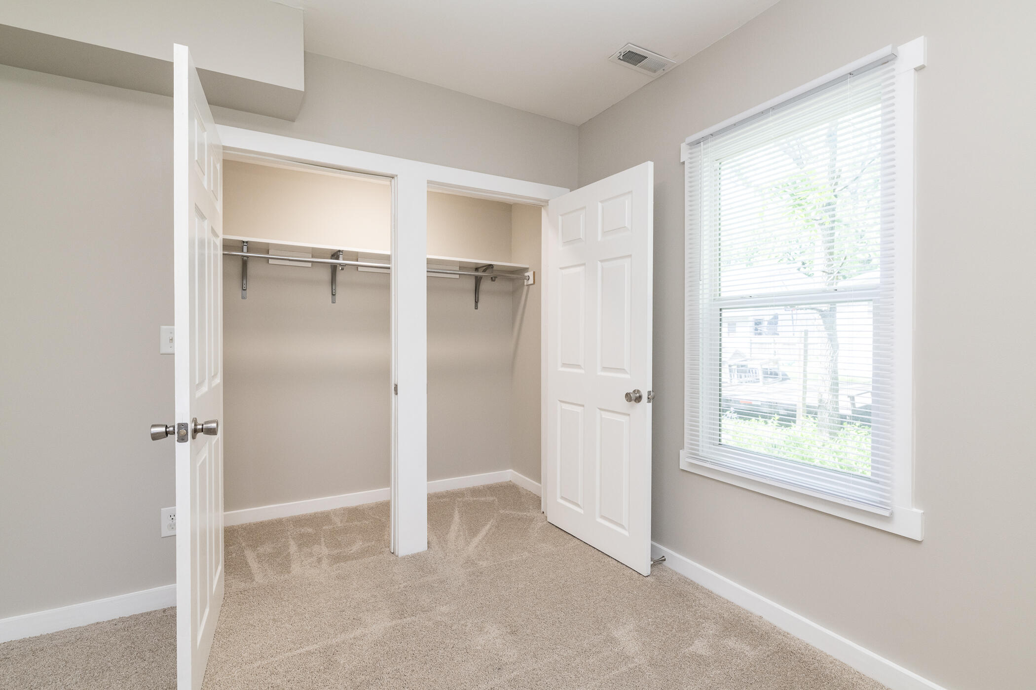 515 Wallace Avenue Kalamazoo MI 49048
