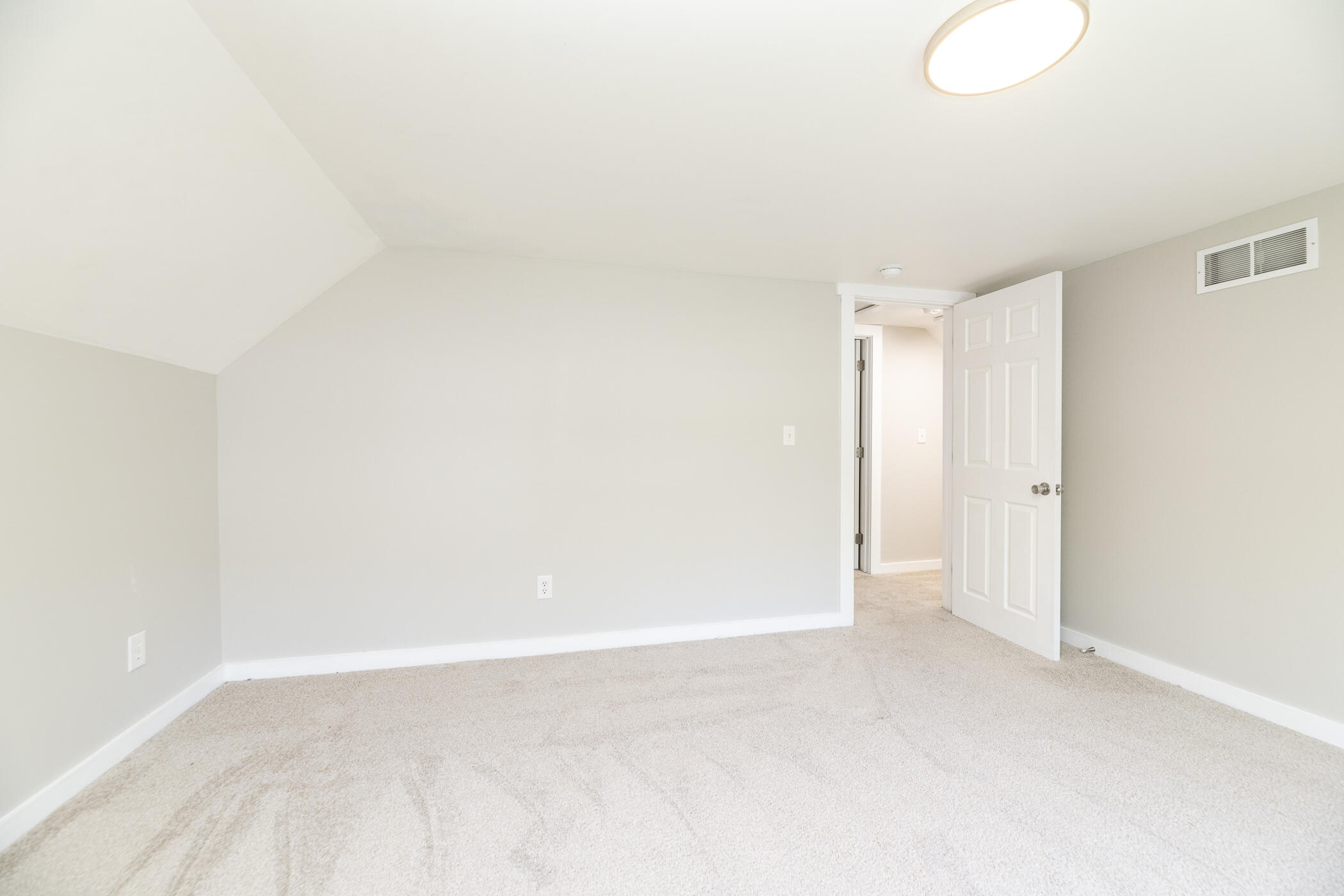 515 Wallace Avenue Kalamazoo MI 49048