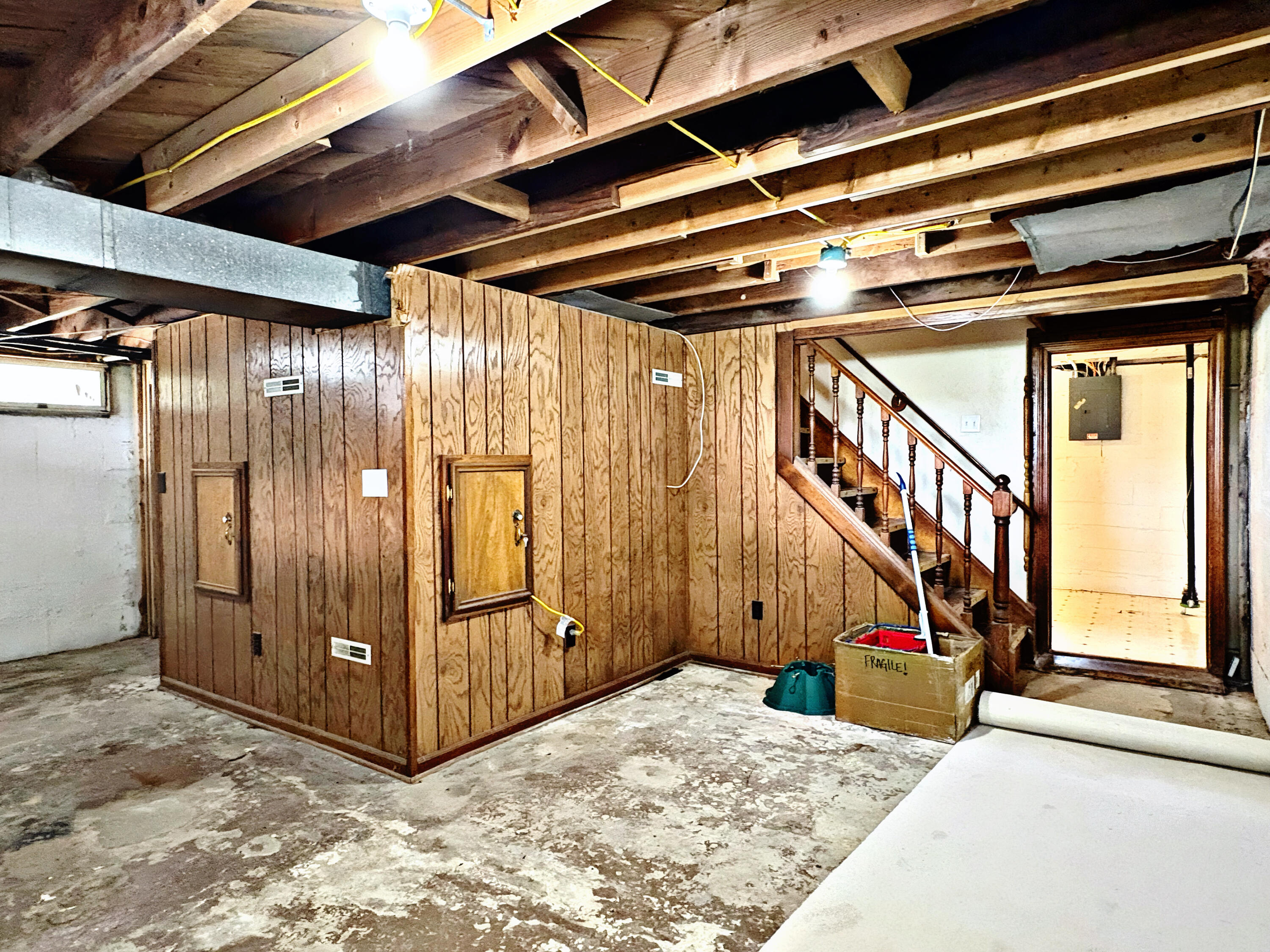 3114 Rypens Drive NW Grand Rapids MI 49504