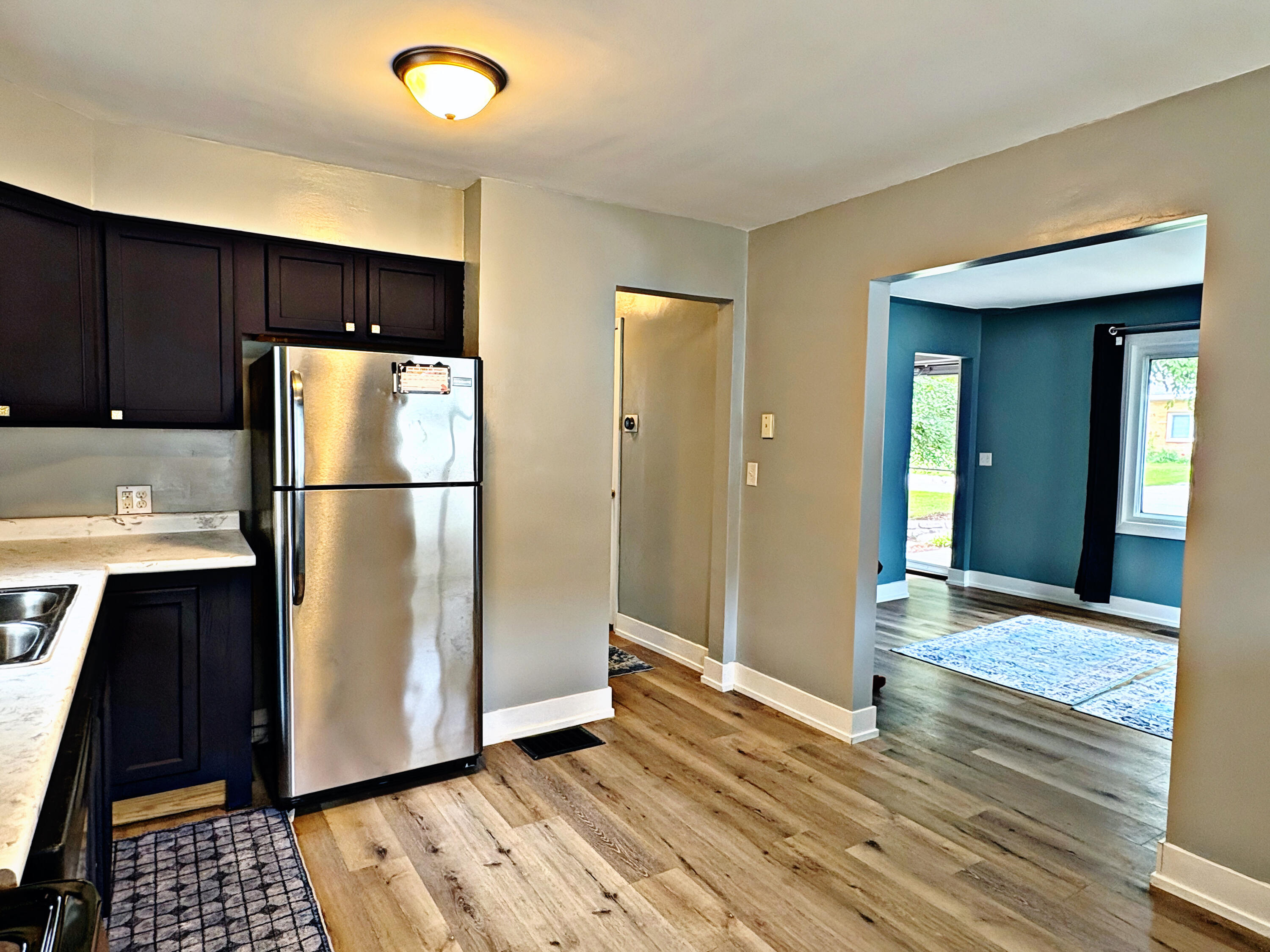 3114 Rypens Drive NW Grand Rapids MI 49504