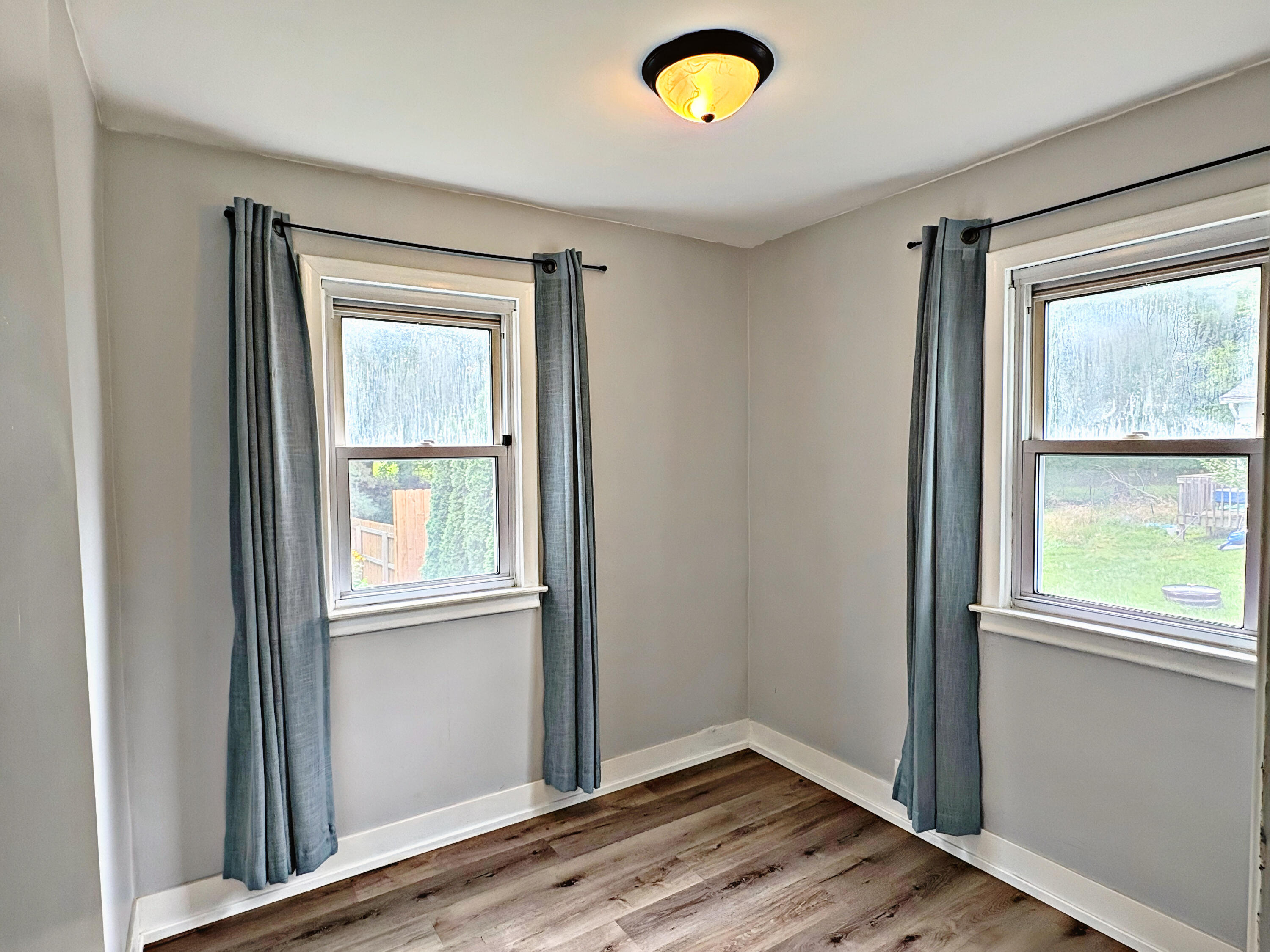 3114 Rypens Drive NW Grand Rapids MI 49504