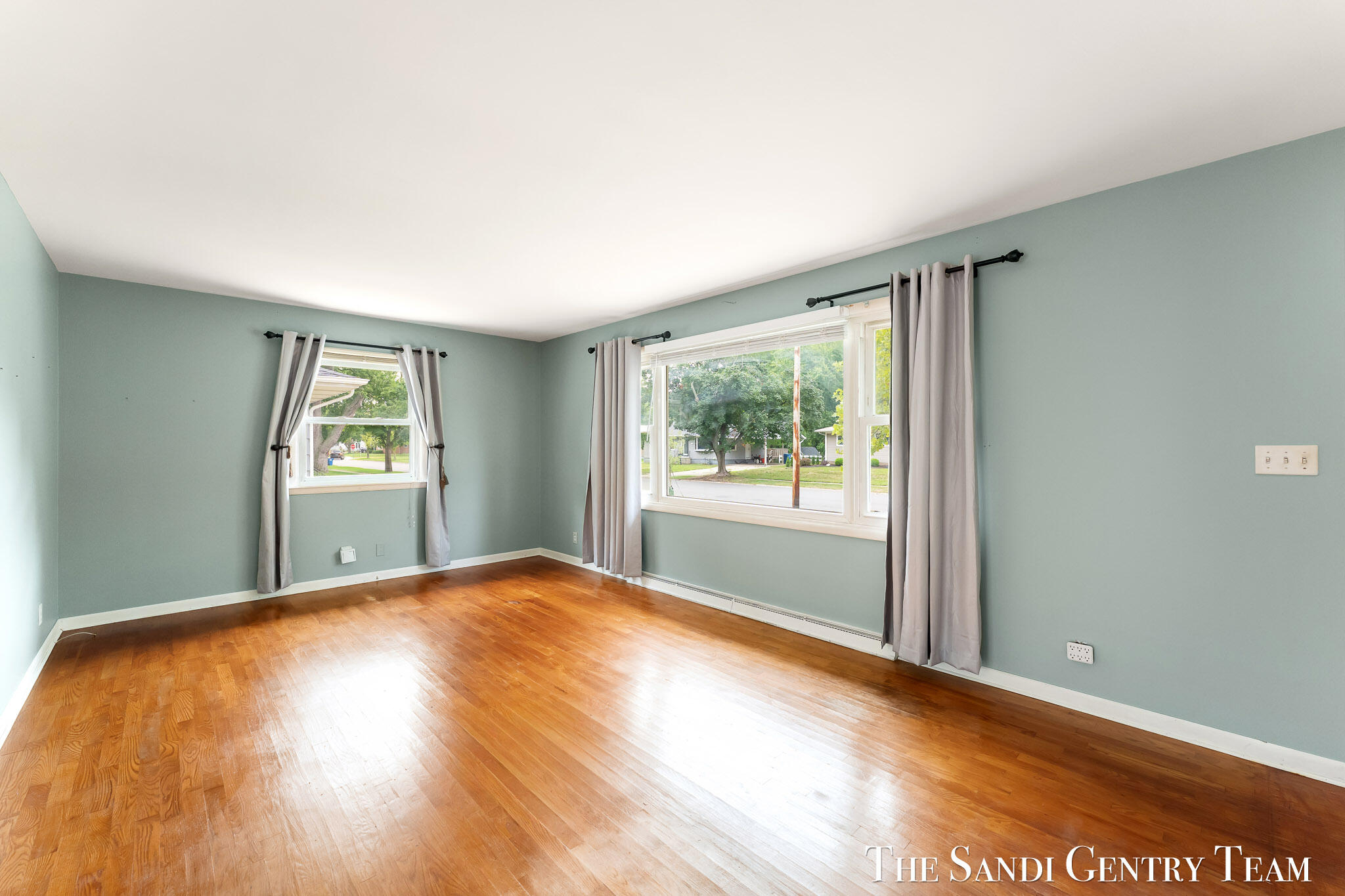 1015 Taylor Avenue Grand Haven MI 49417