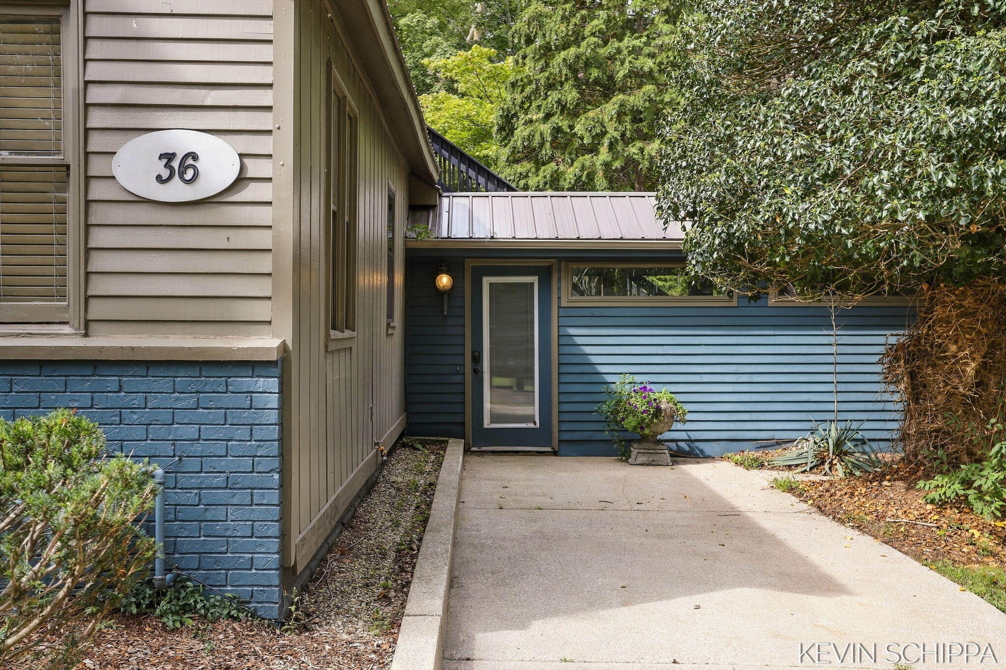 36 Union Street Douglas MI 49406