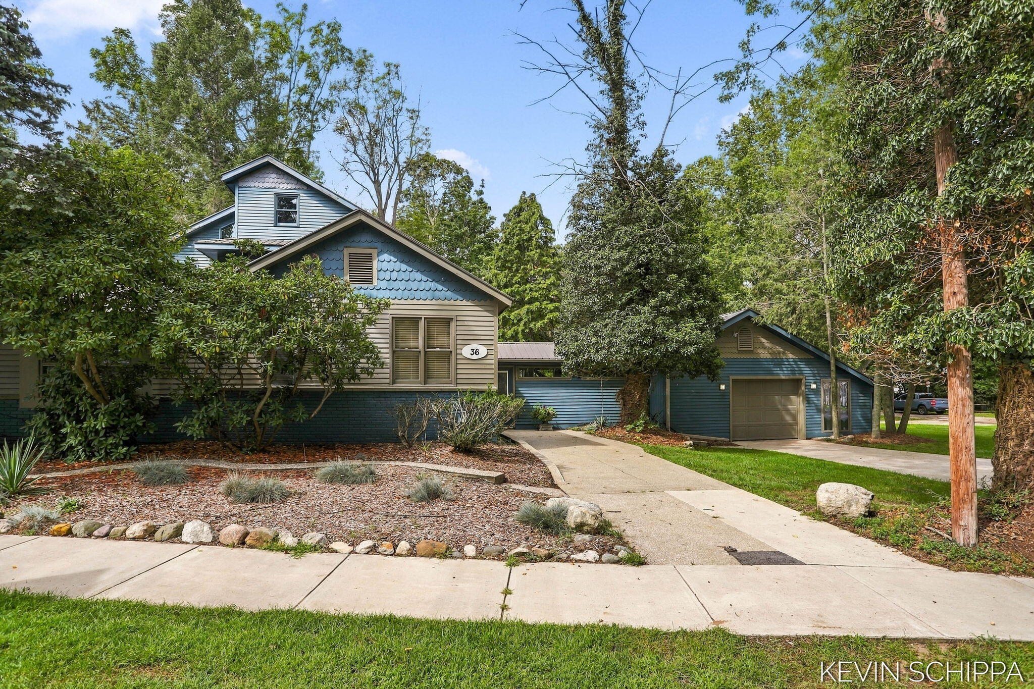 36 Union Street Douglas MI 49406