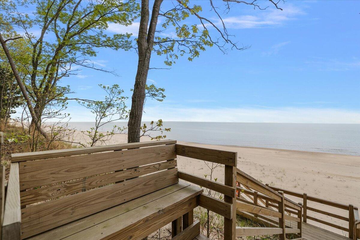 5797 Wildwood Drive Bridgman MI 49106