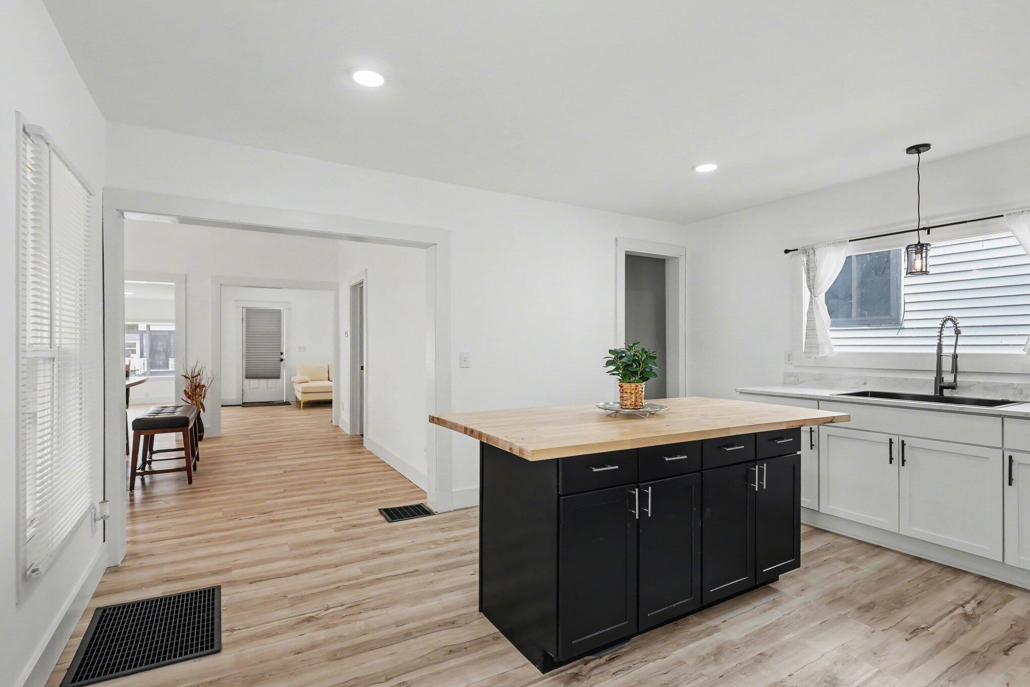 239 E Isabella Avenue Muskegon MI 49442