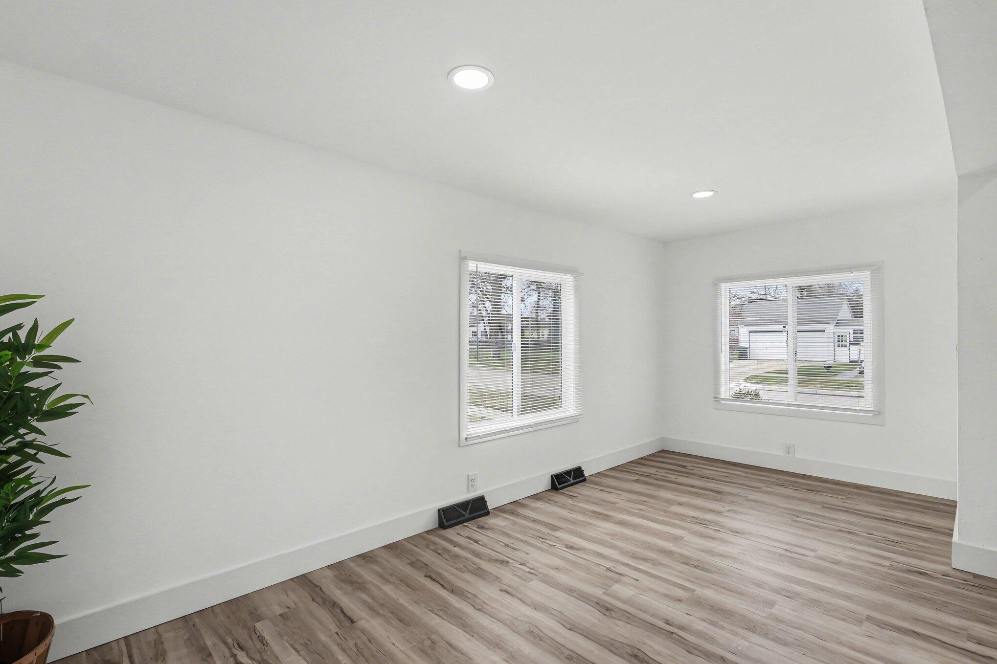 239 E Isabella Avenue Muskegon MI 49442