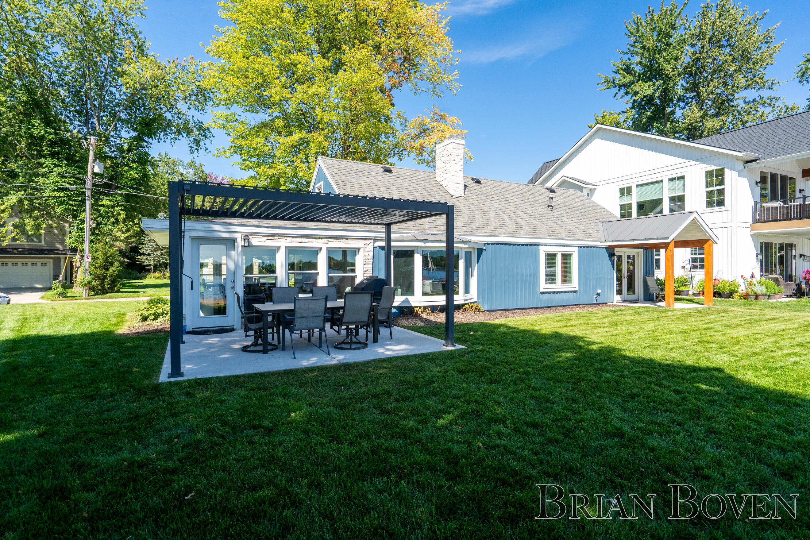 7080 Silver Lake Drive NE Rockford MI 49341