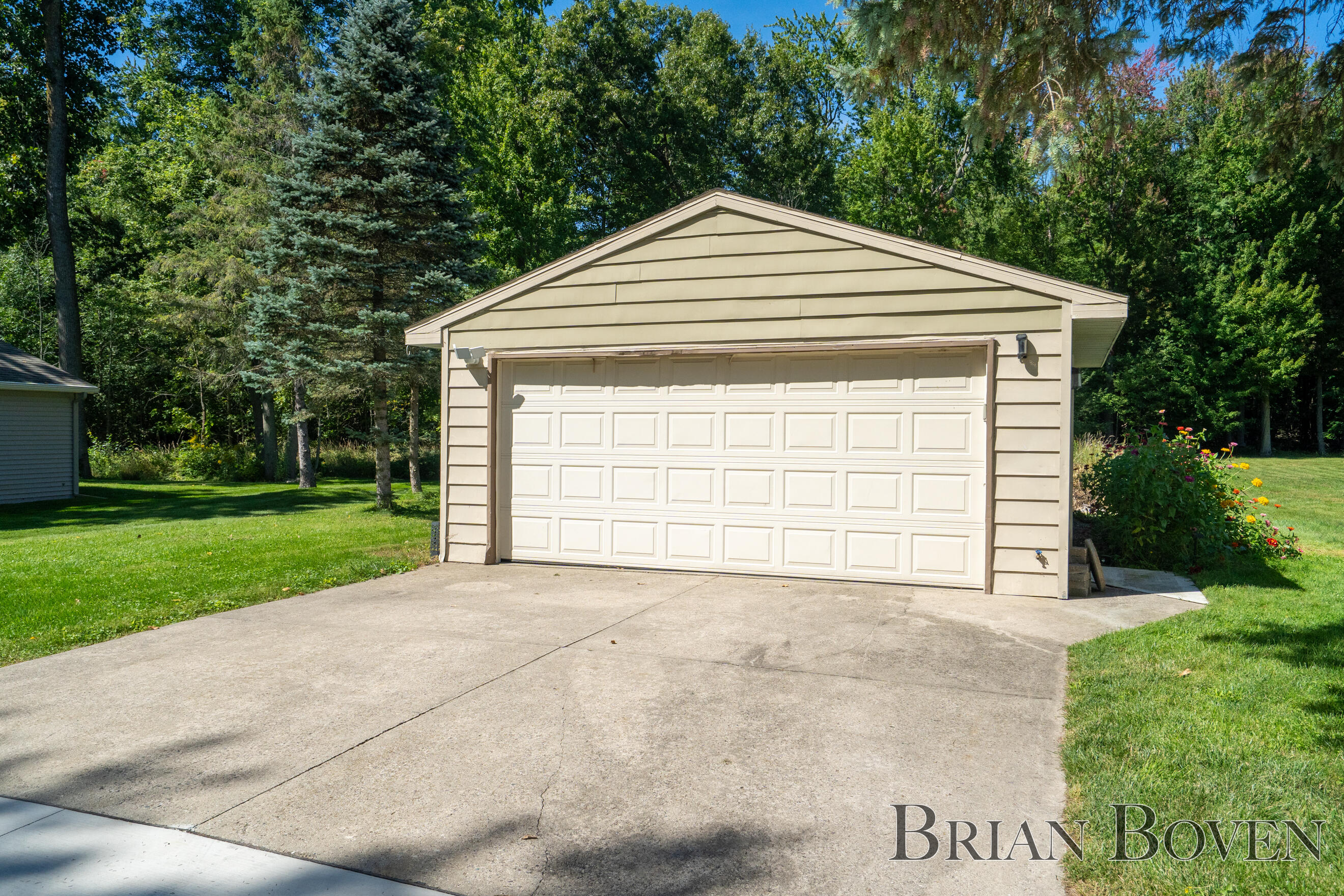 7080 Silver Lake Drive NE Rockford MI 49341