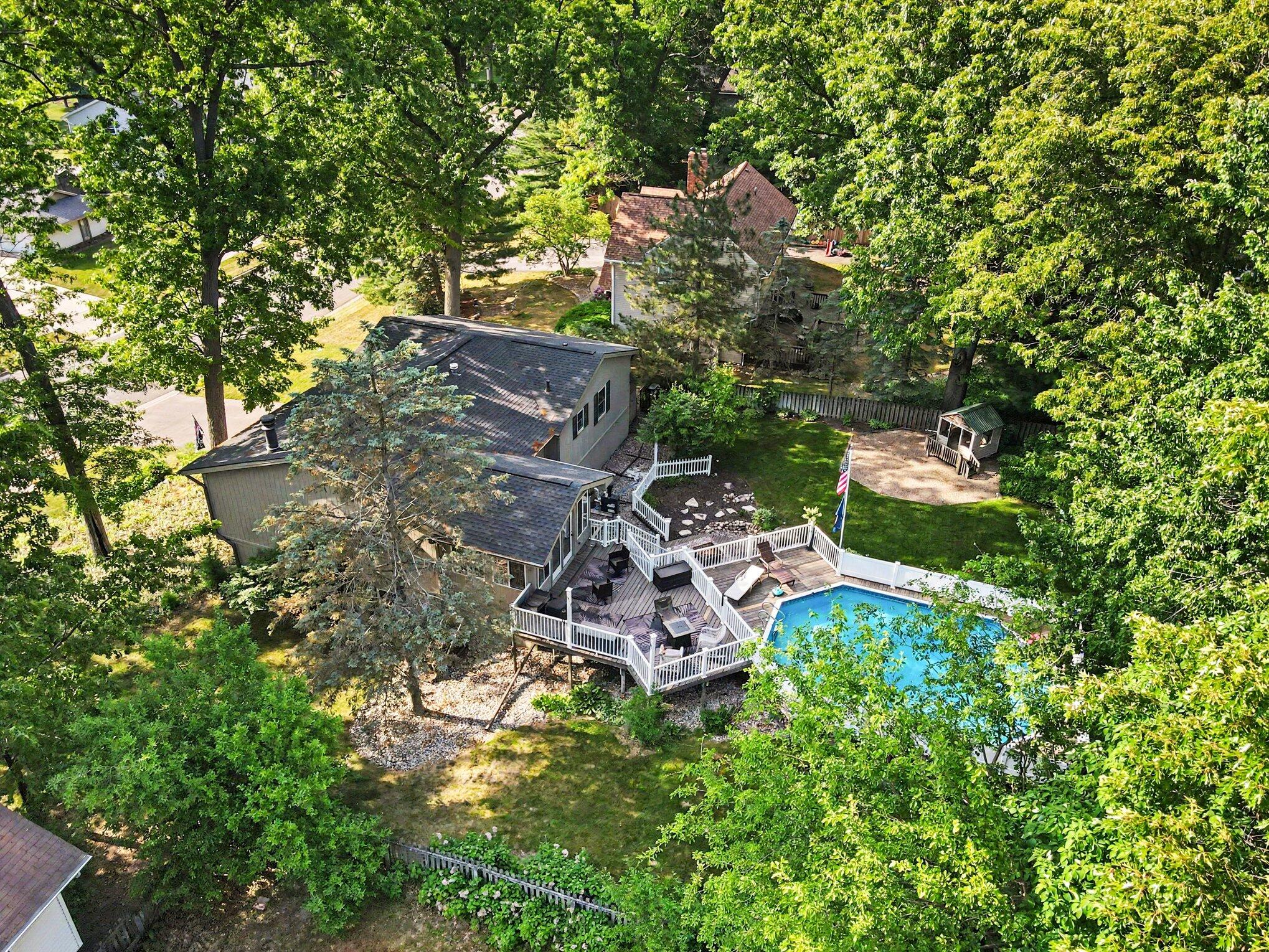 8275 Valleywood Lane Portage MI 49024