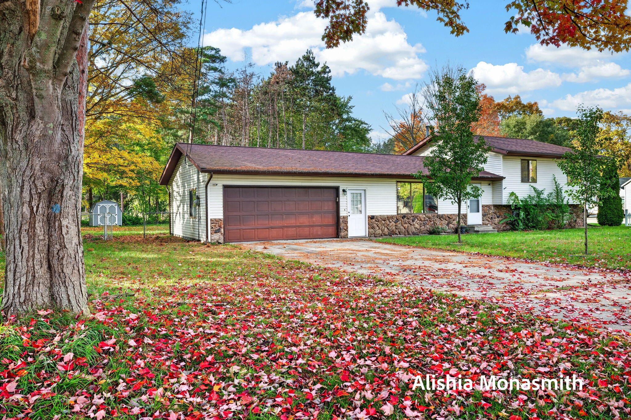 3355 S Walker Road Muskegon MI 49444