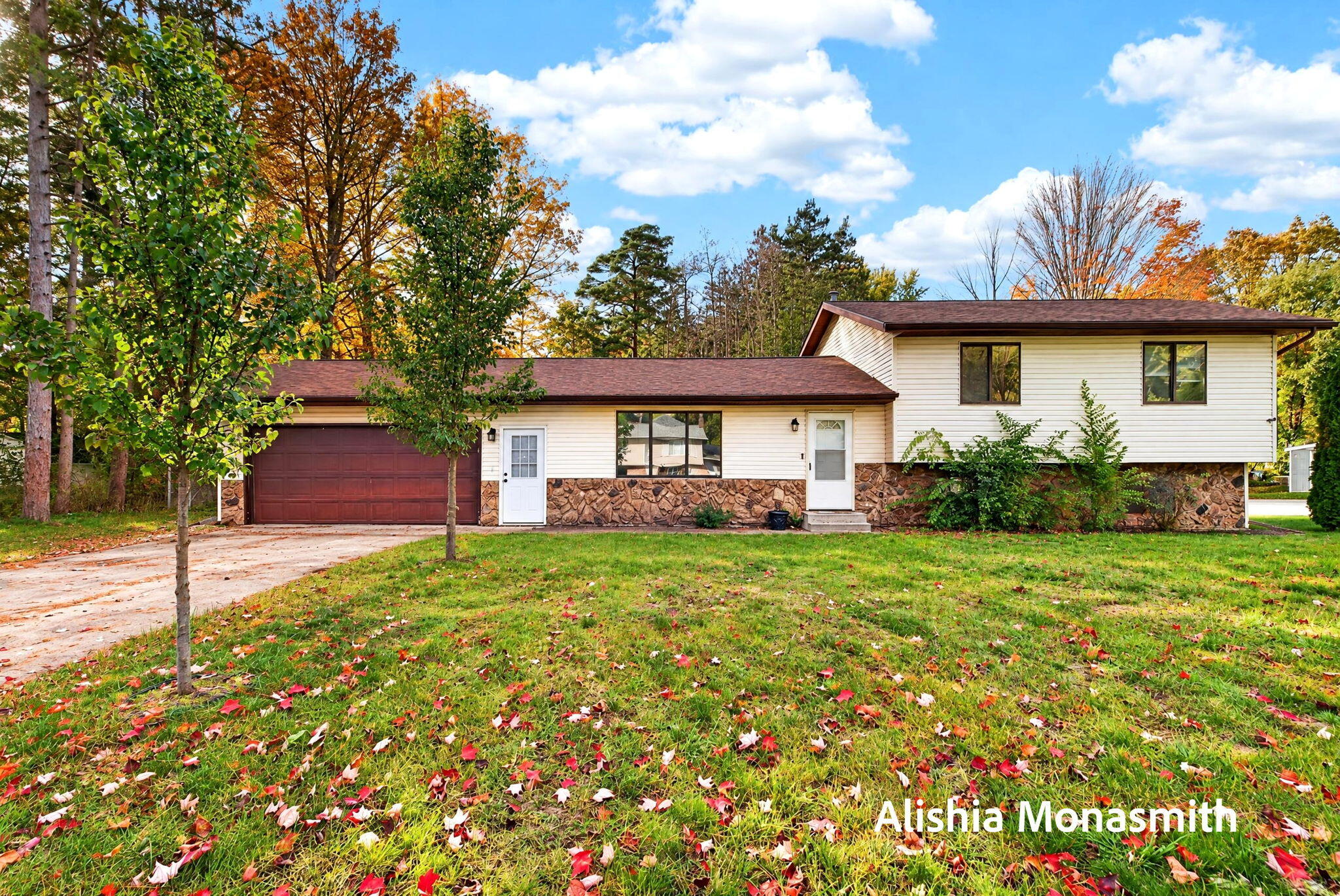 3355 S Walker Road Muskegon MI 49444