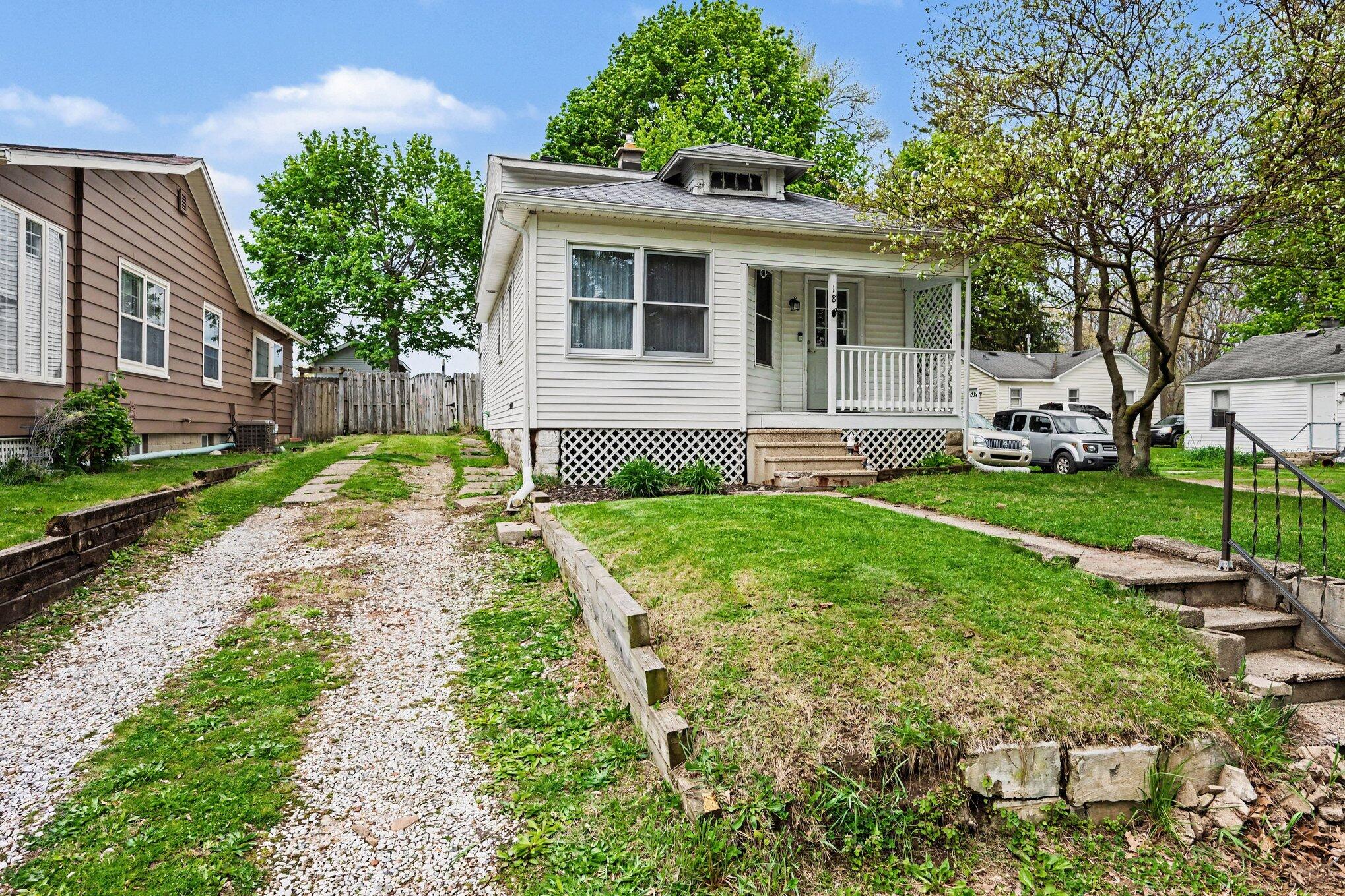 18 Blanche Avenue Kalamazoo MI 49001