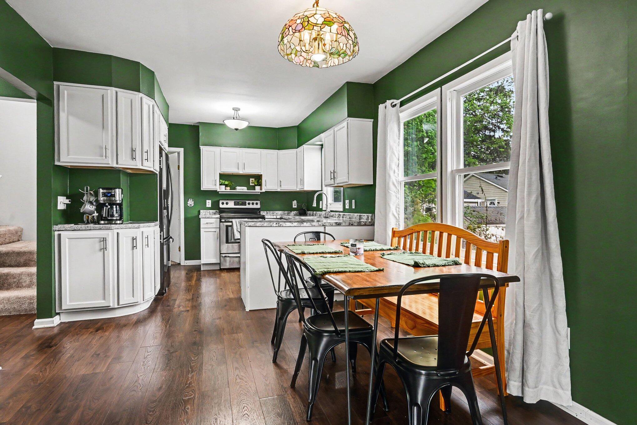18 Blanche Avenue Kalamazoo MI 49001